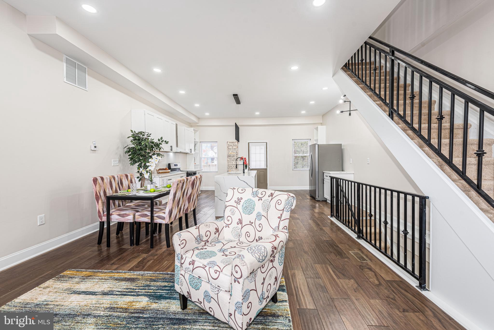 FRANKLIN SQUARE HISTORIC DISTRICT - Residential