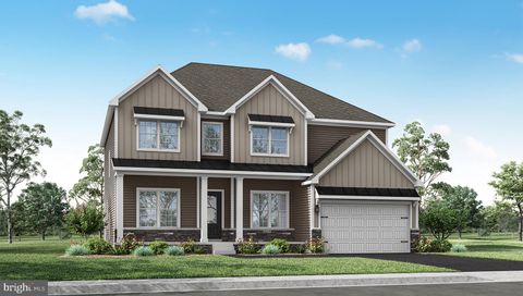 Homes For Sale - 12 Georgetown Drive<br/> FREEHOLD, NJ 07728