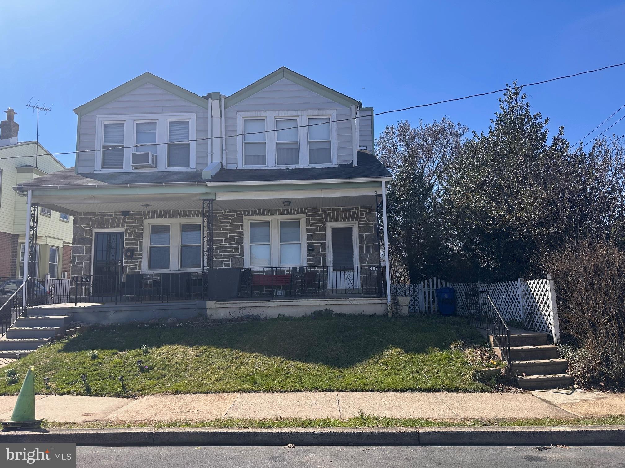 LAWNCREST - Residential