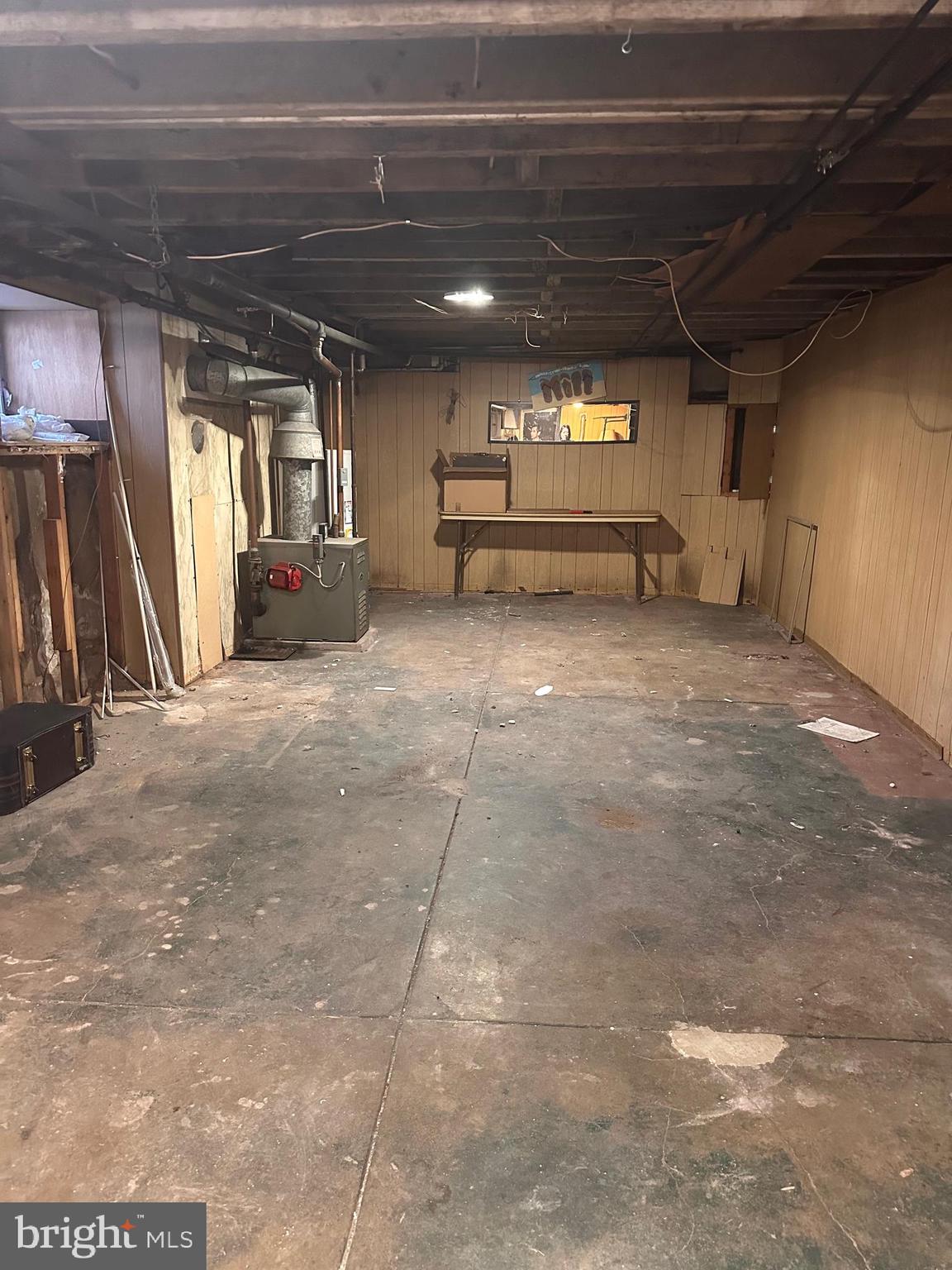 LAWNCREST - Residential