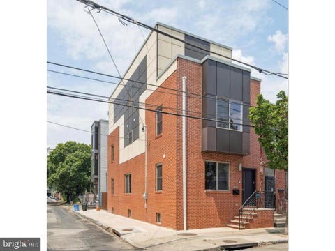 Homes For Sale - 2620 Emerald Street<br/> Philadelphia County, PHILADELPHIA, PA 19125