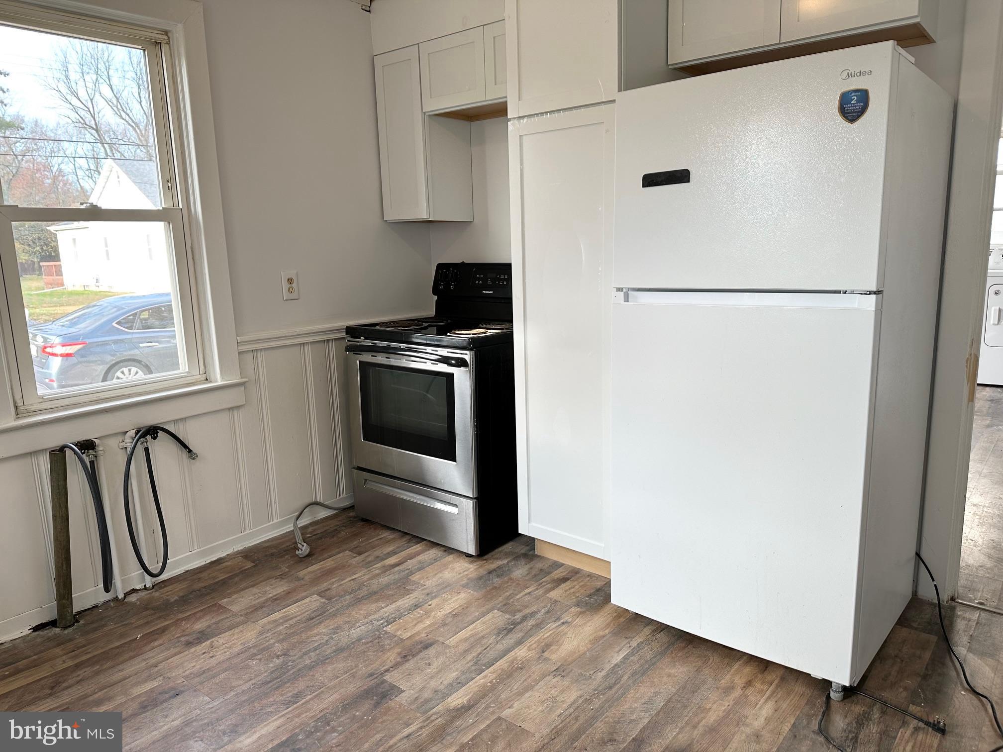 LEONARDS LANE - Residential