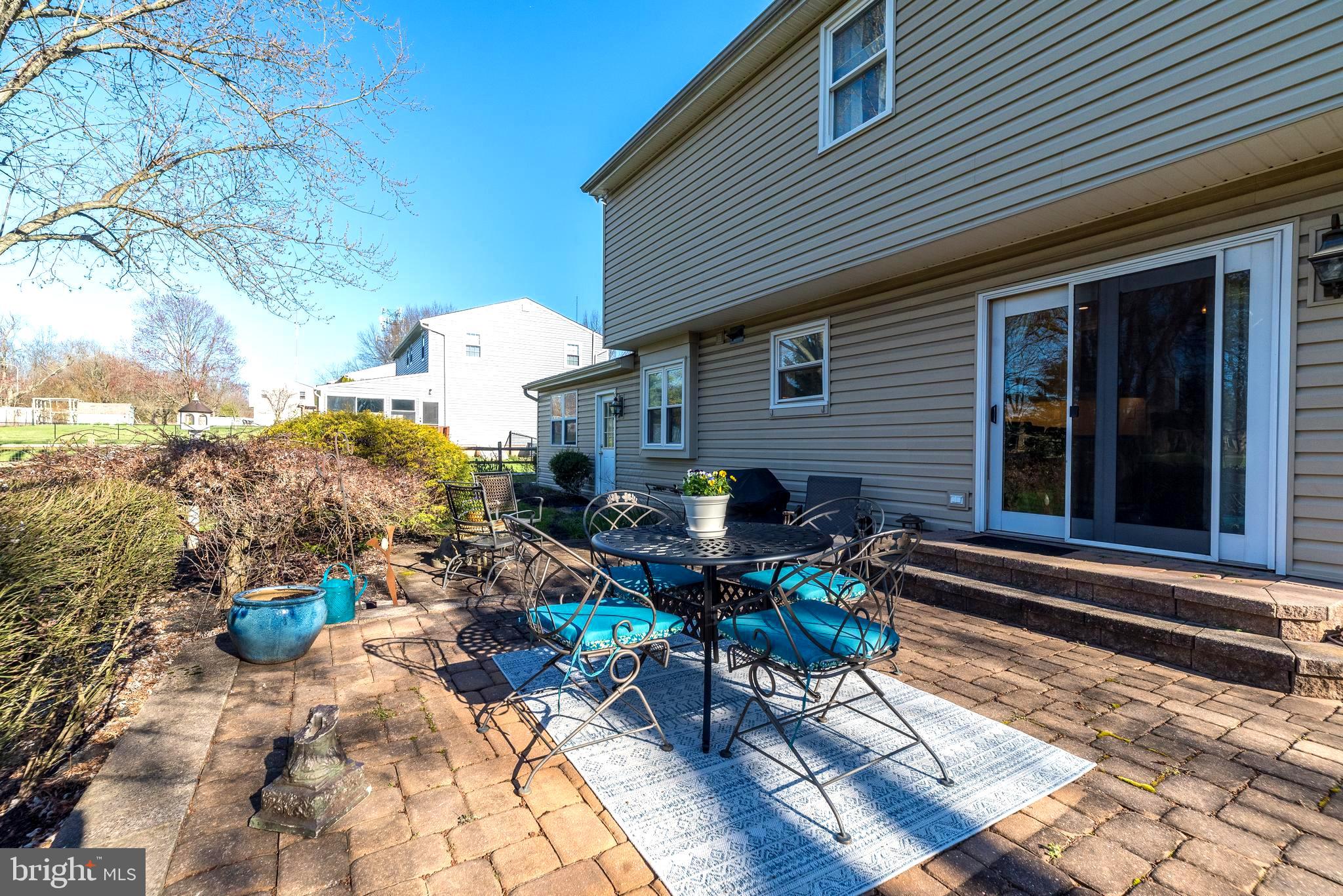 LANSDALE - Residential