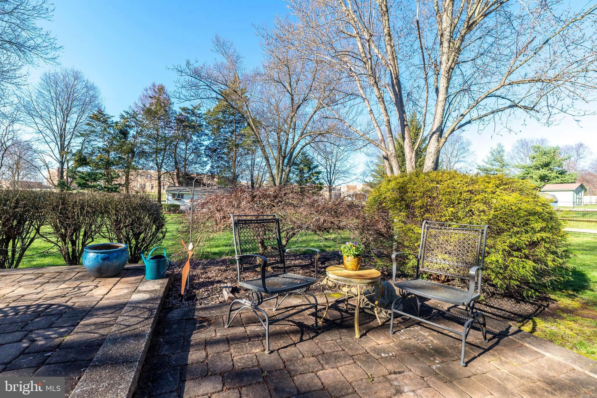 LANSDALE - Residential