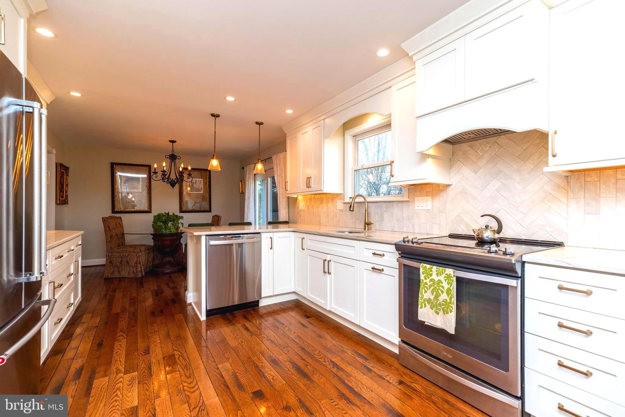 LANSDALE - Residential