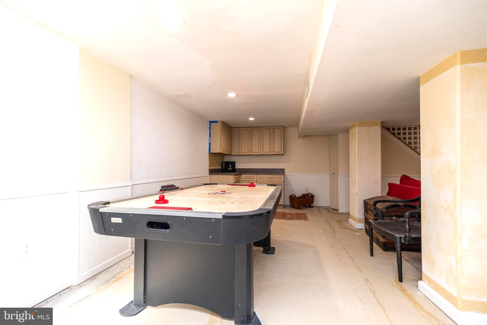 LANSDALE - Residential