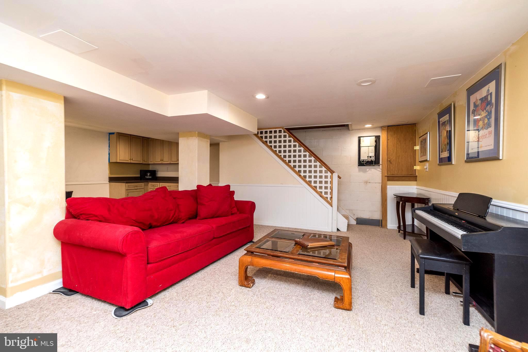 LANSDALE - Residential