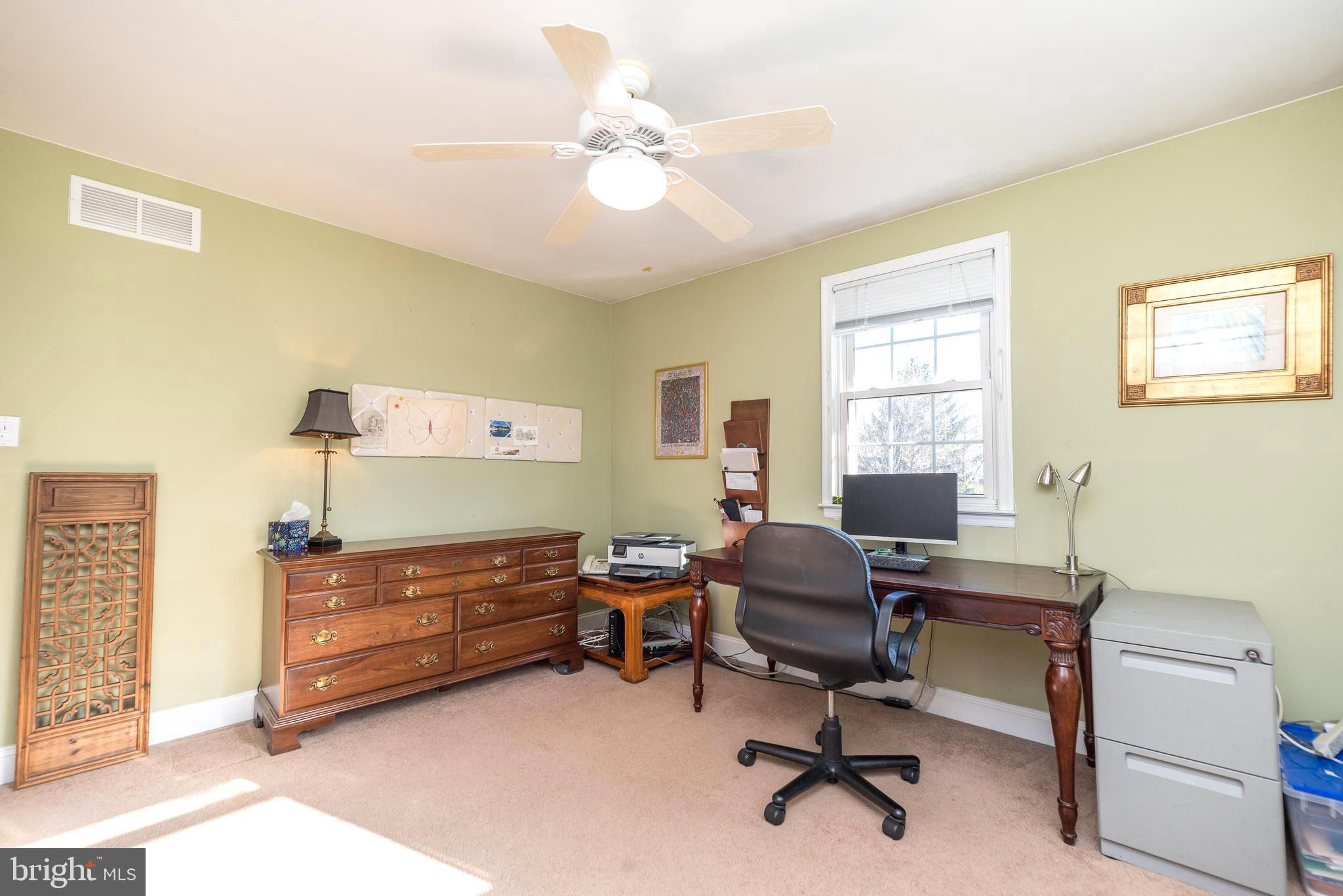 LANSDALE - Residential