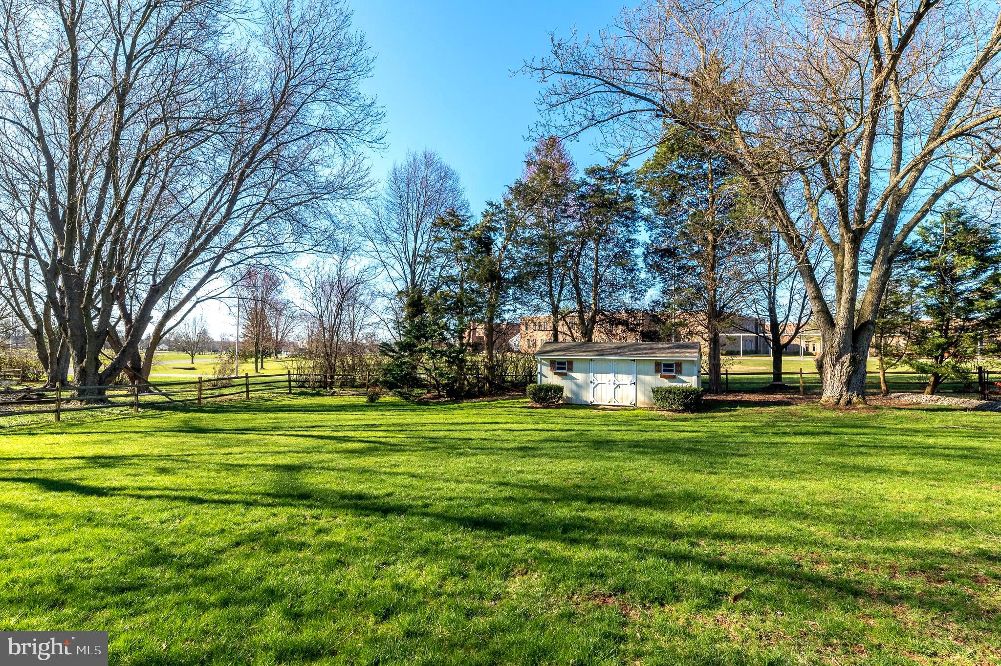 LANSDALE - Residential