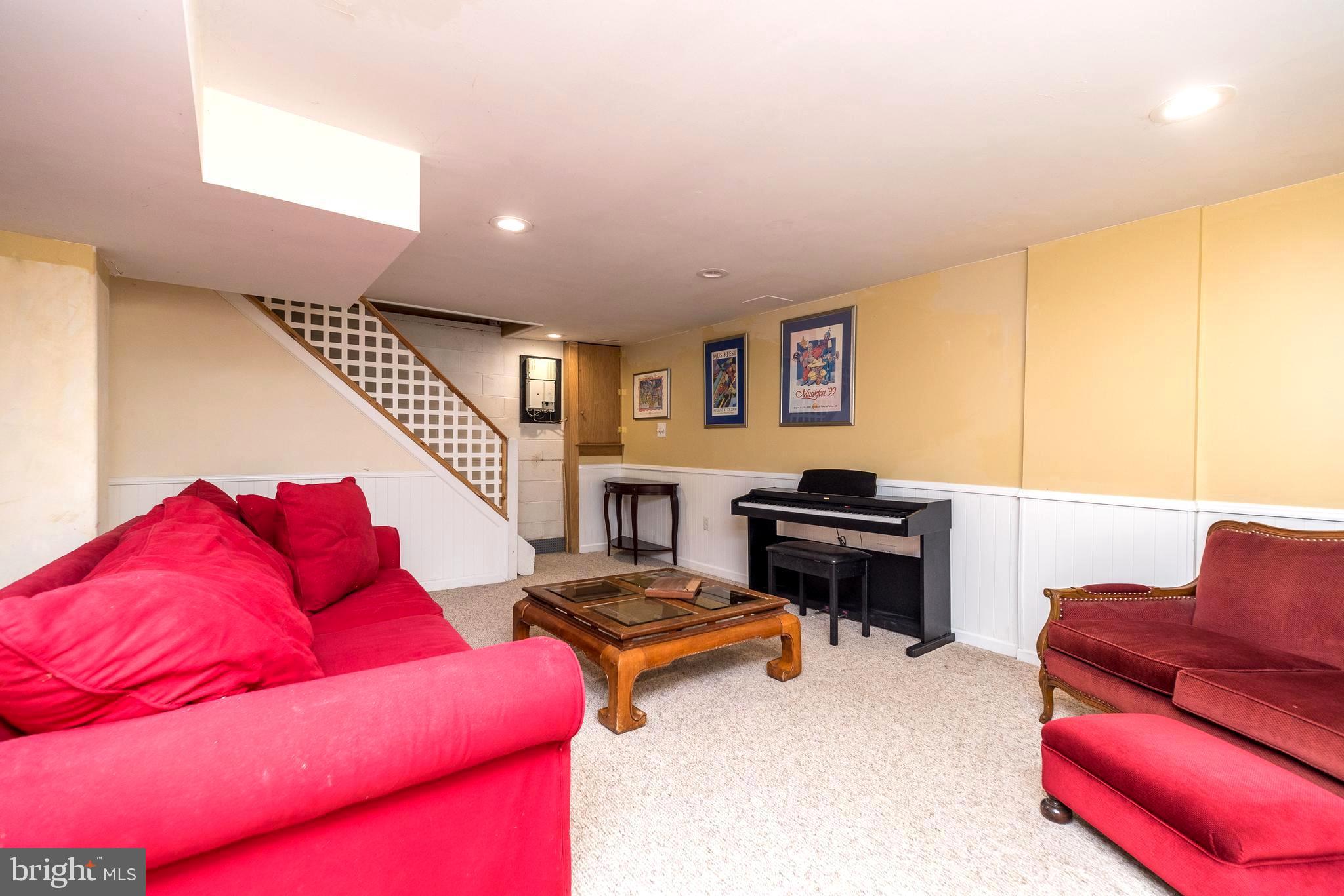 LANSDALE - Residential