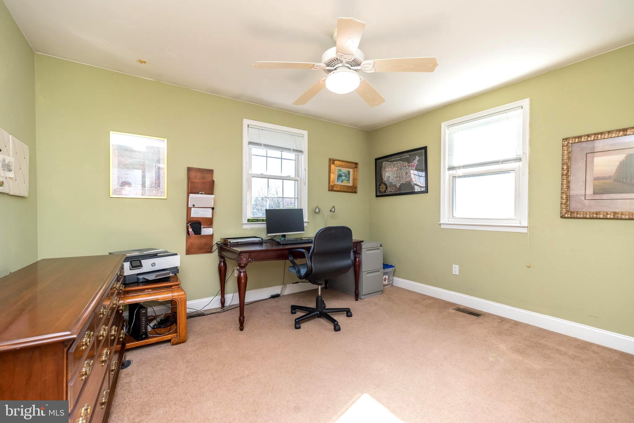 LANSDALE - Residential