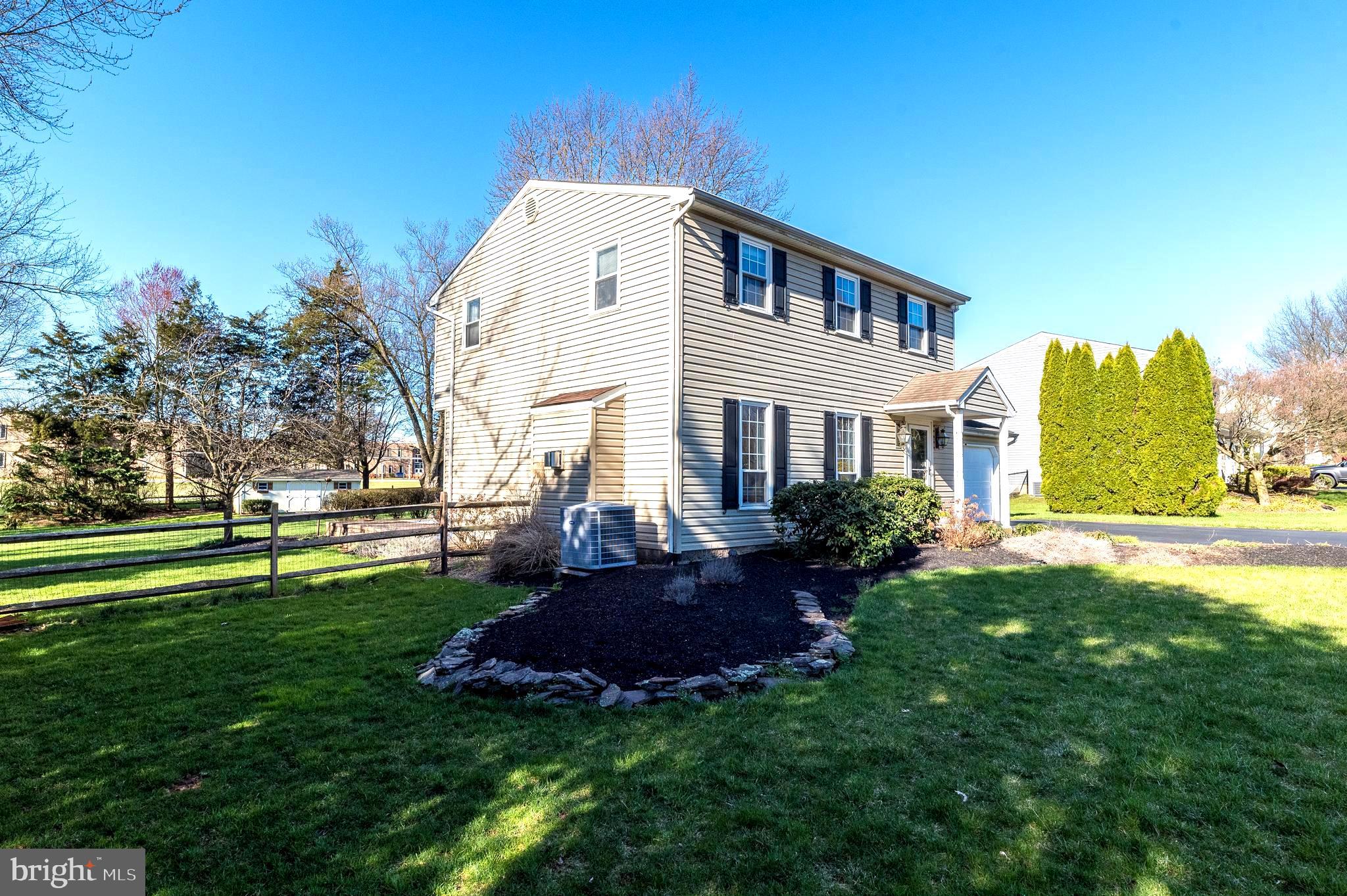 LANSDALE - Residential