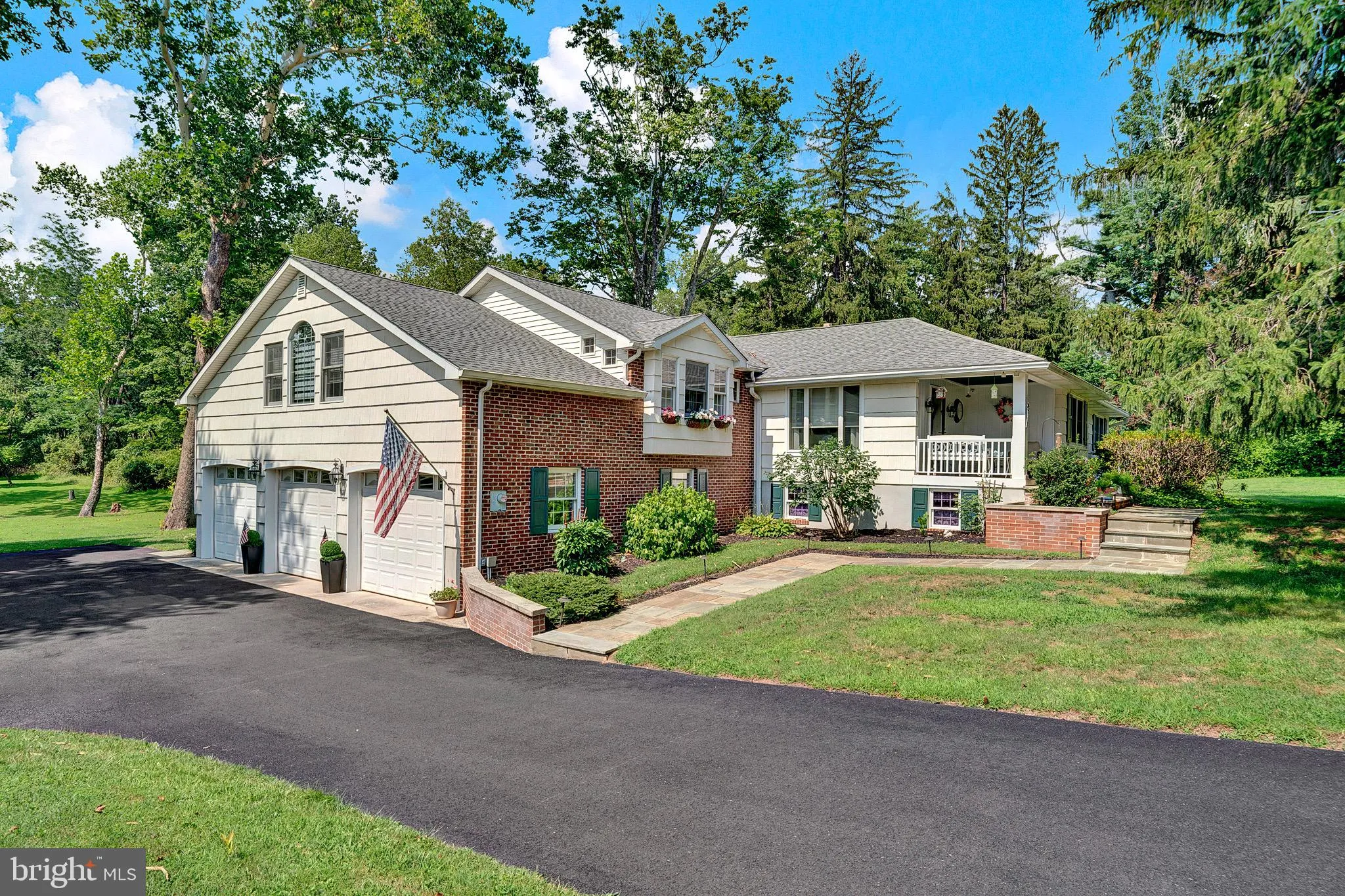 Titusville, New Jersey 08560, United States, 4 Bedrooms Bedrooms, ,3 BathroomsBathrooms,Residential,Active,179718