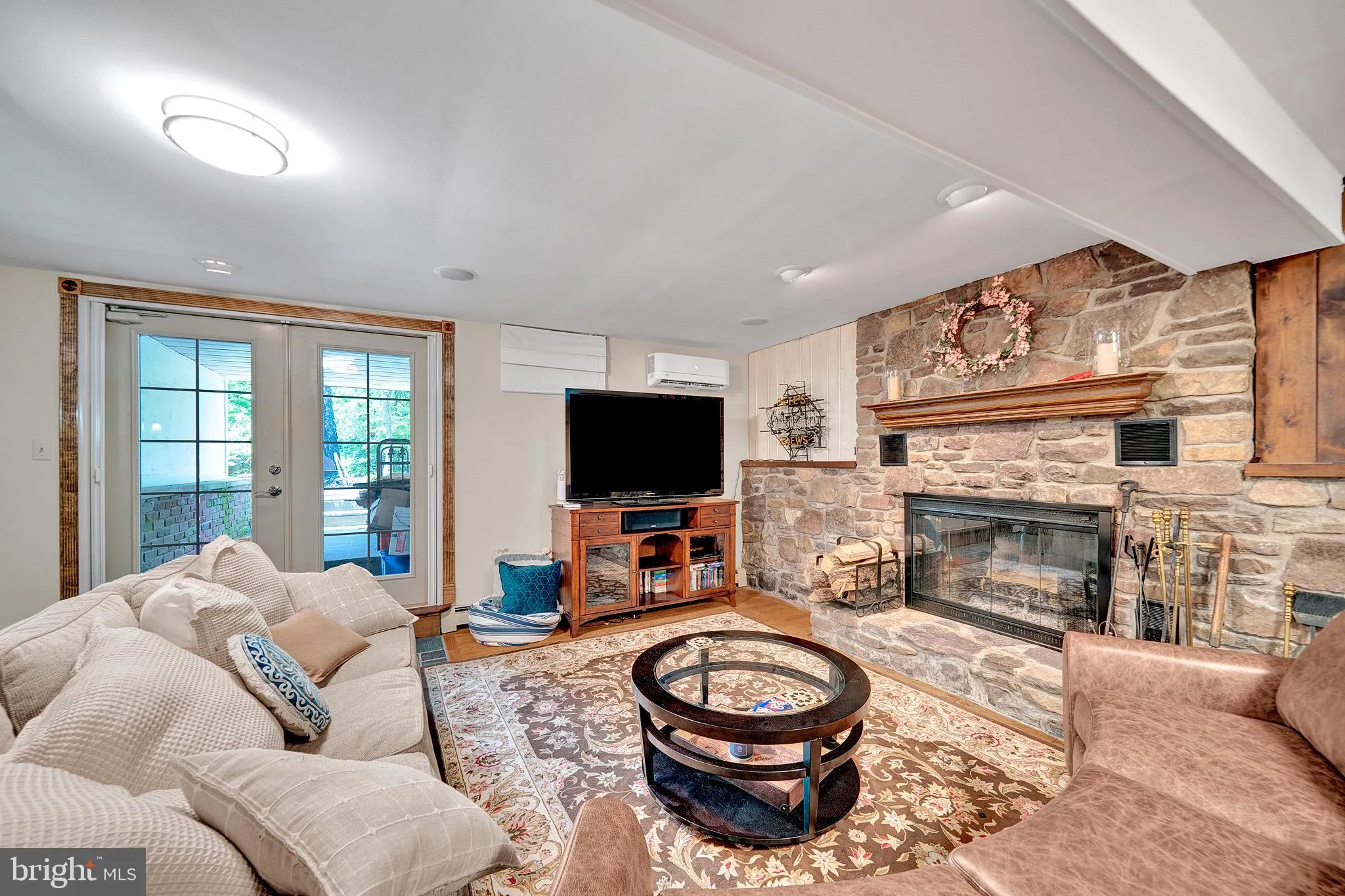 Titusville, New Jersey 08560, United States, 4 Bedrooms Bedrooms, ,3 BathroomsBathrooms,Residential,Active,179718