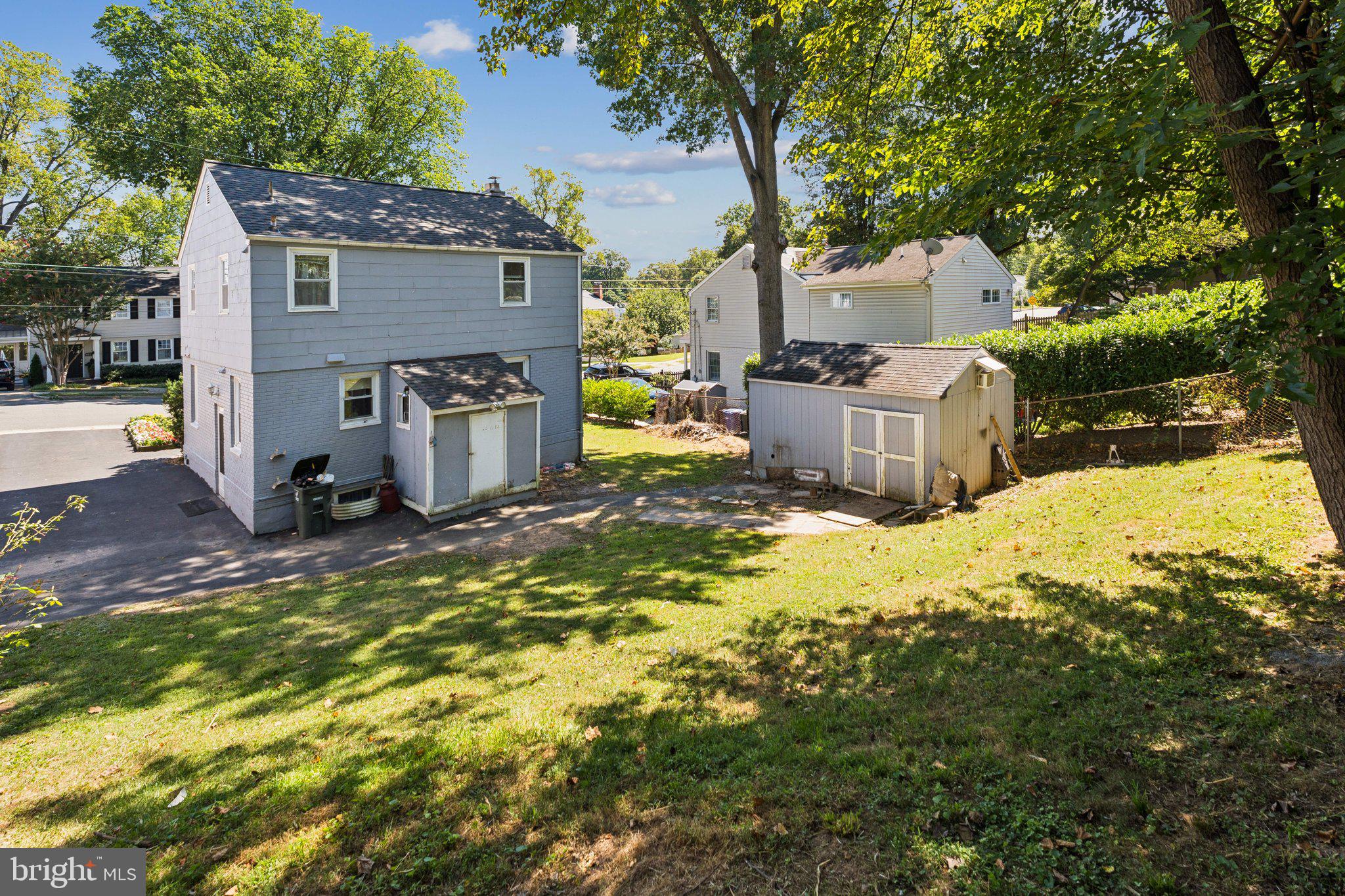 DOMINION HILLS - Residential