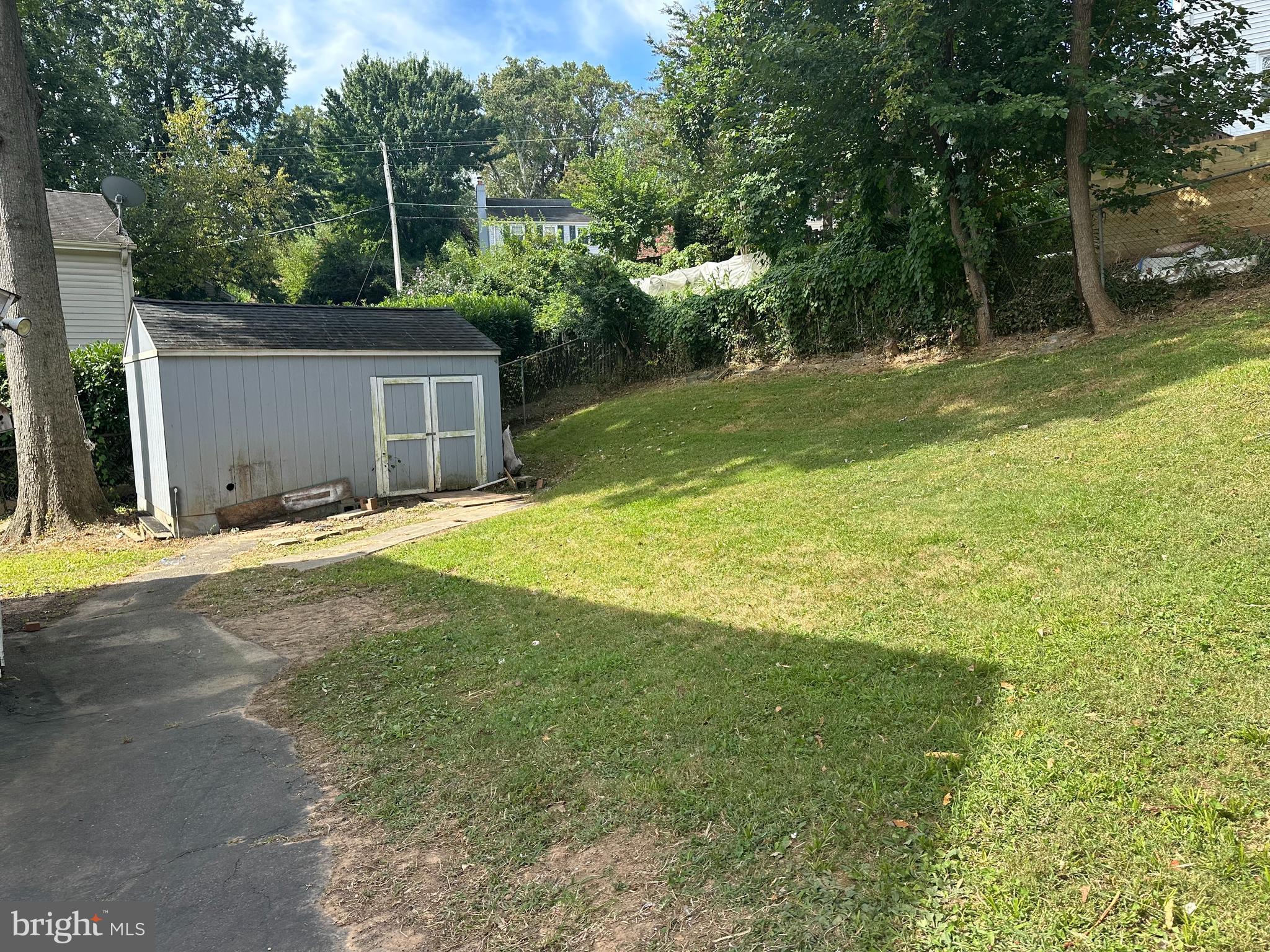 DOMINION HILLS - Residential