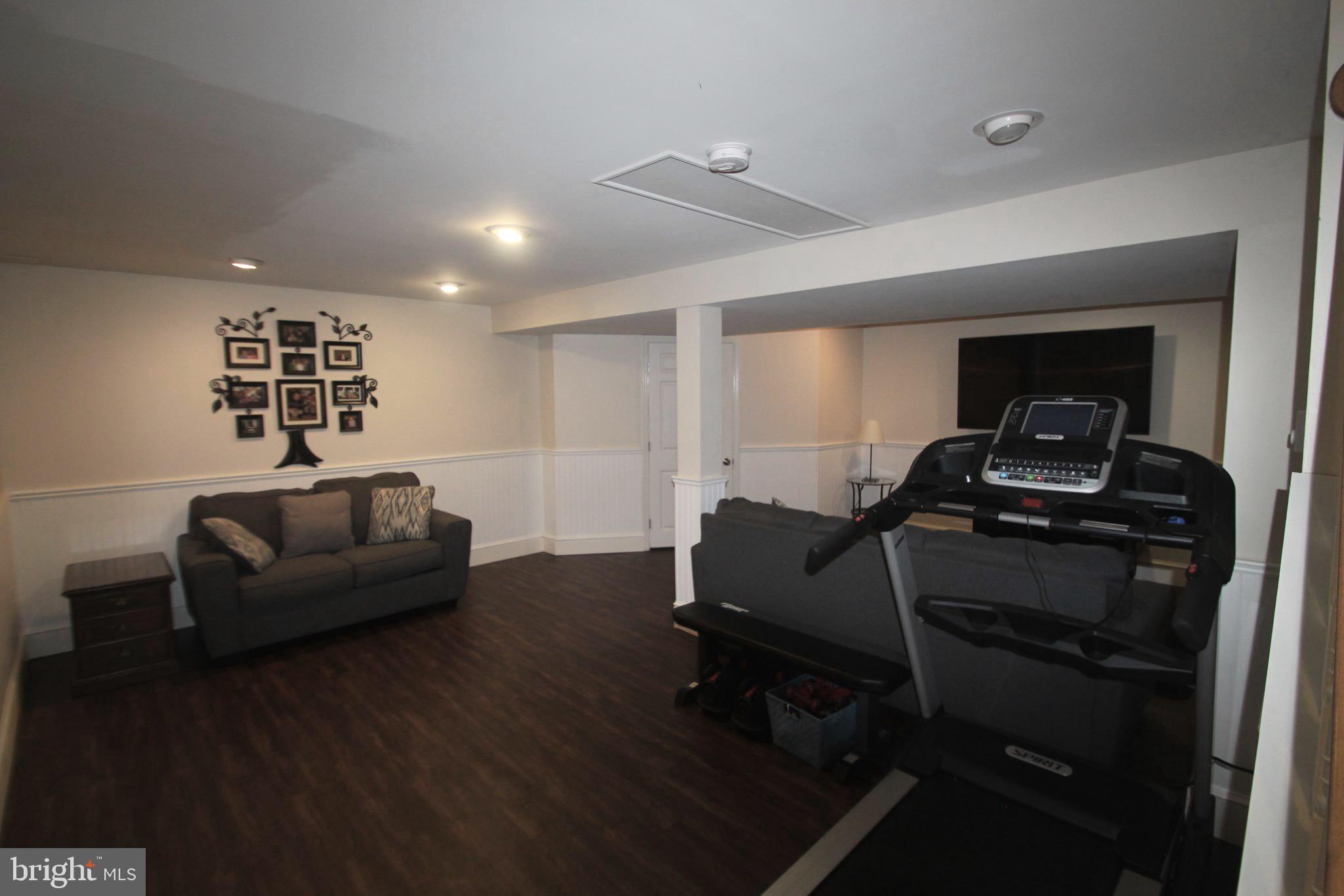 PARKSIDE ESTATES - Residential