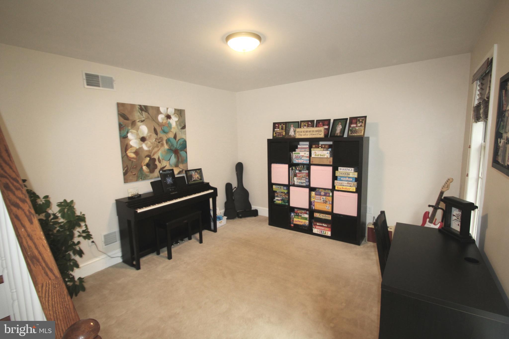 PARKSIDE ESTATES - Residential