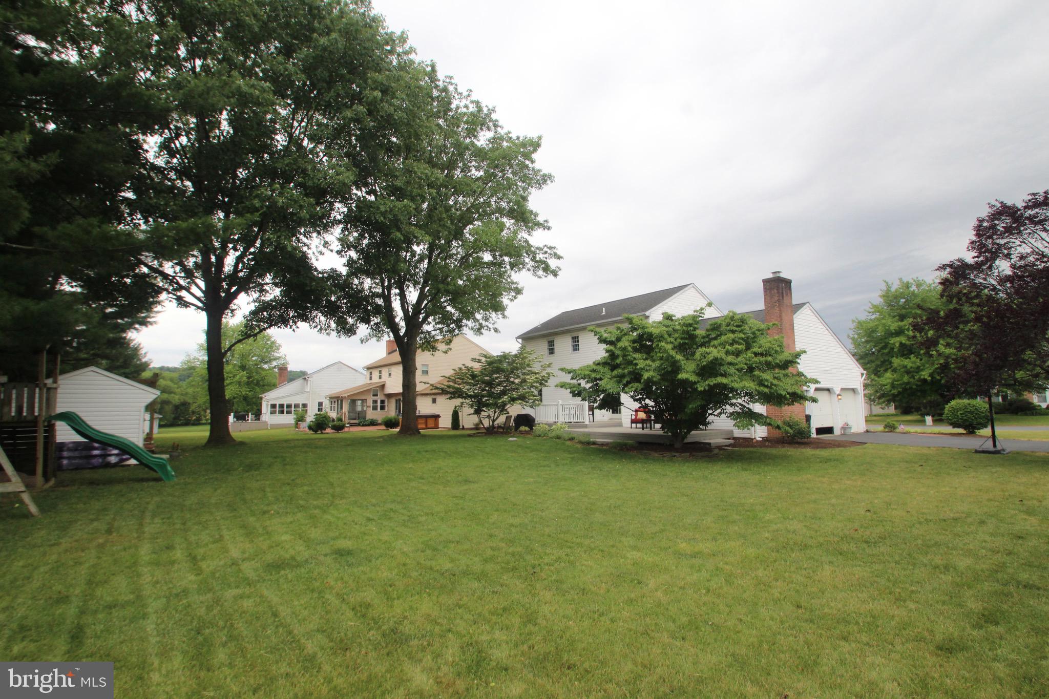 PARKSIDE ESTATES - Residential