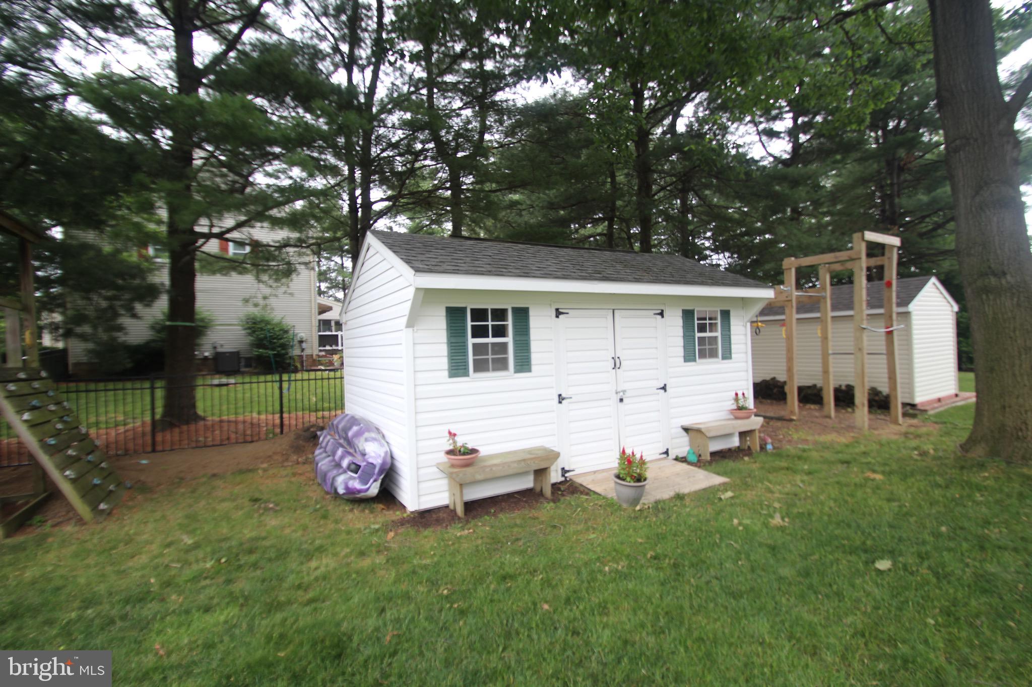 PARKSIDE ESTATES - Residential