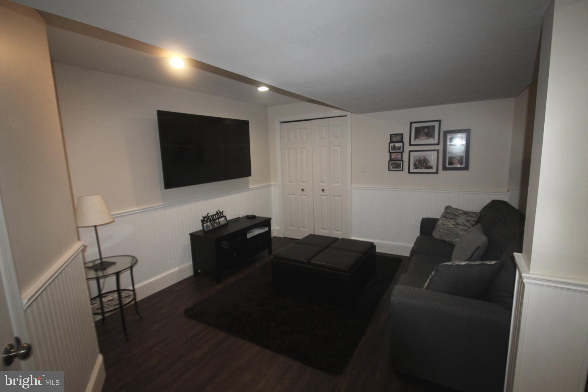 PARKSIDE ESTATES - Residential