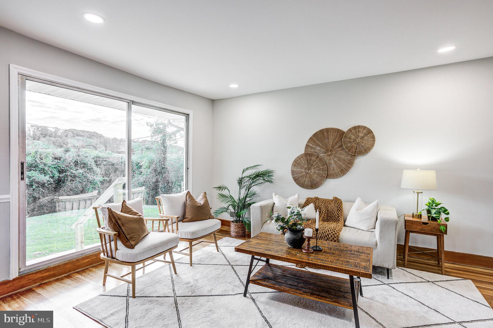 ORCHARD HILLS - Residential