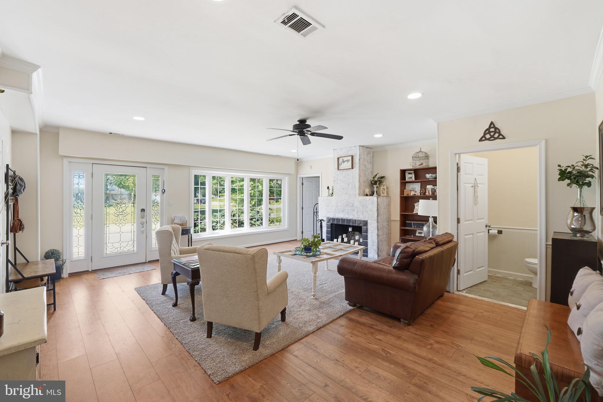MEADOW PARK - Residential