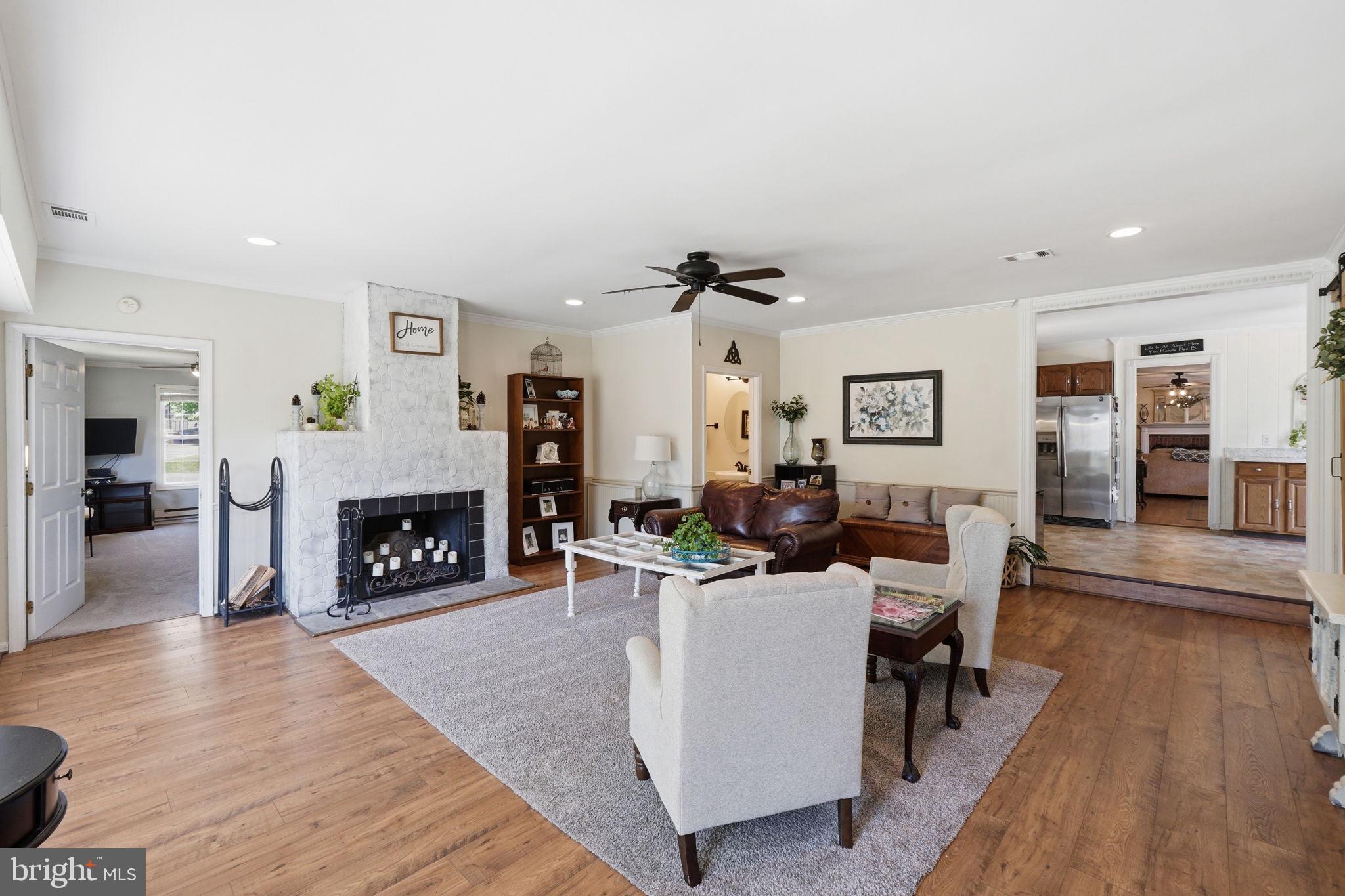 MEADOW PARK - Residential