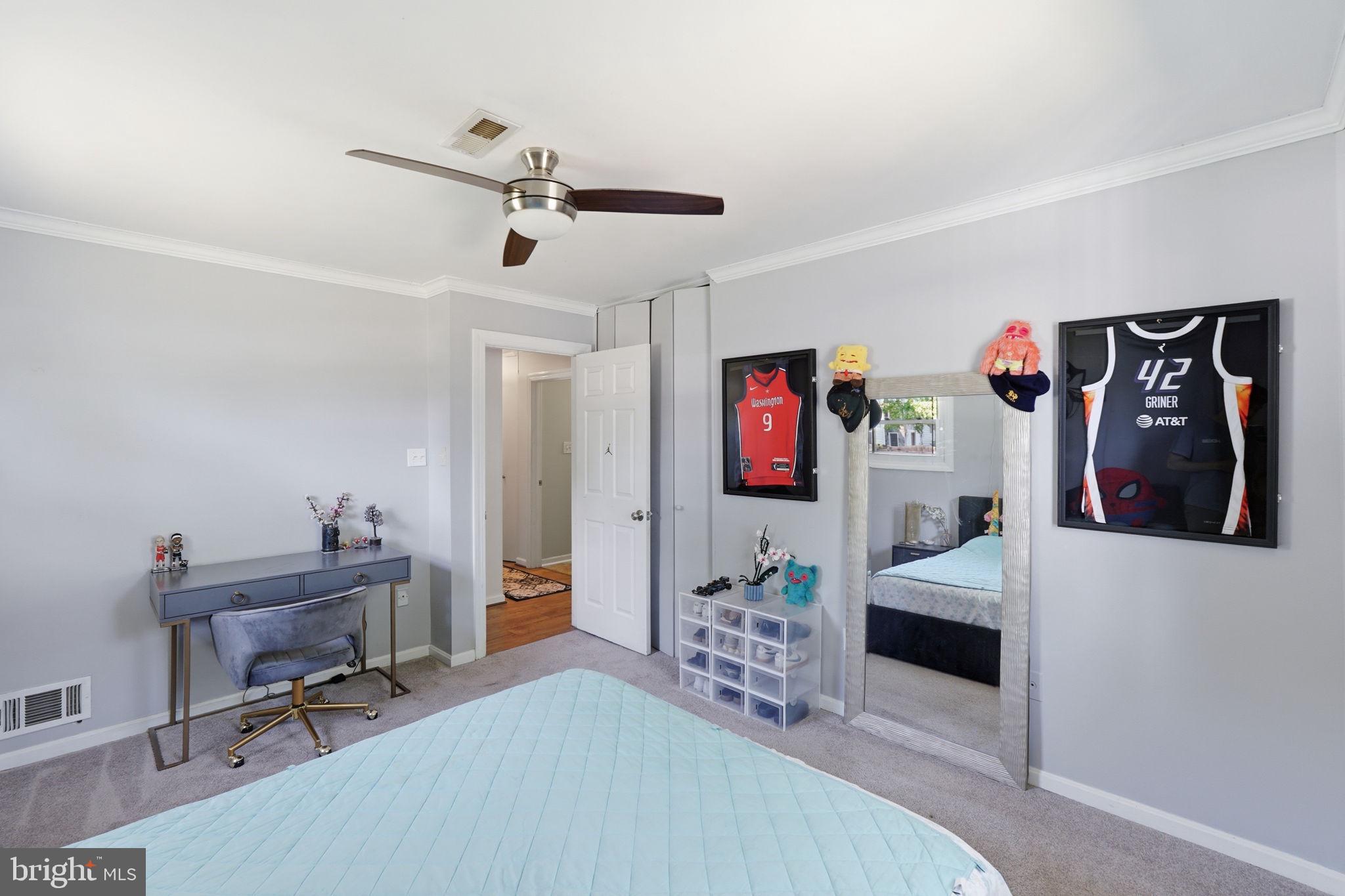 MEADOW PARK - Residential
