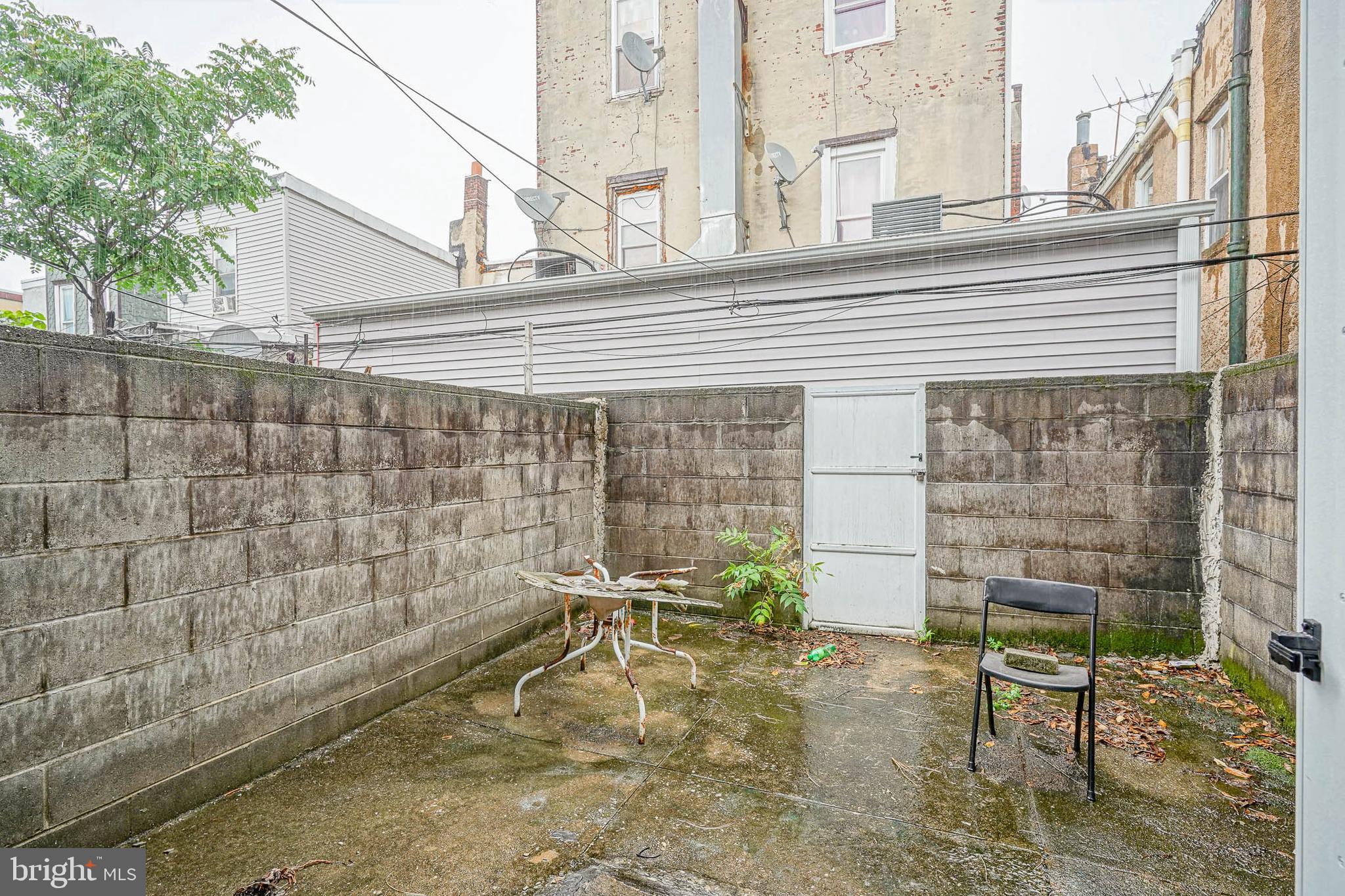 LOWER MOYAMENSING - Residential