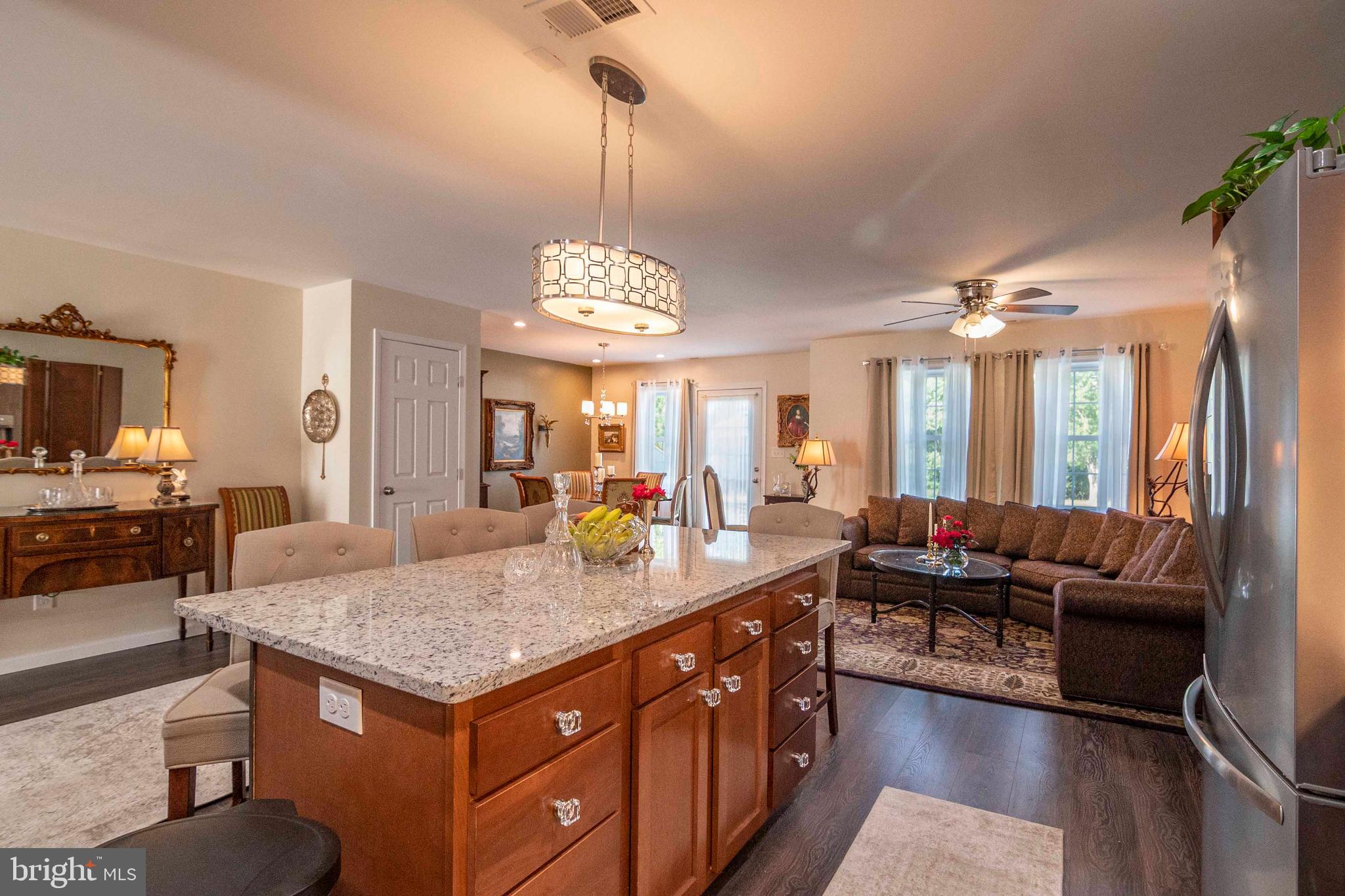 PARKSIDE VILLAGE - Residential