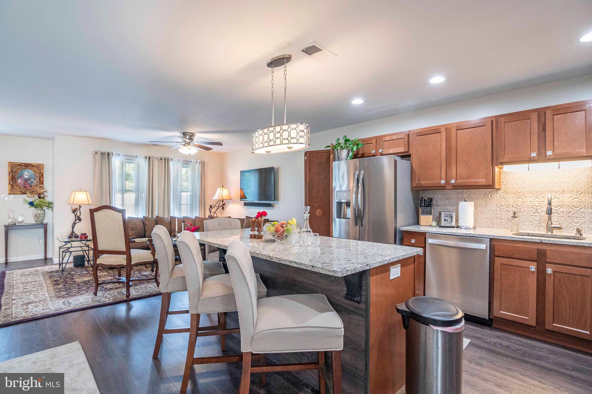 PARKSIDE VILLAGE - Residential