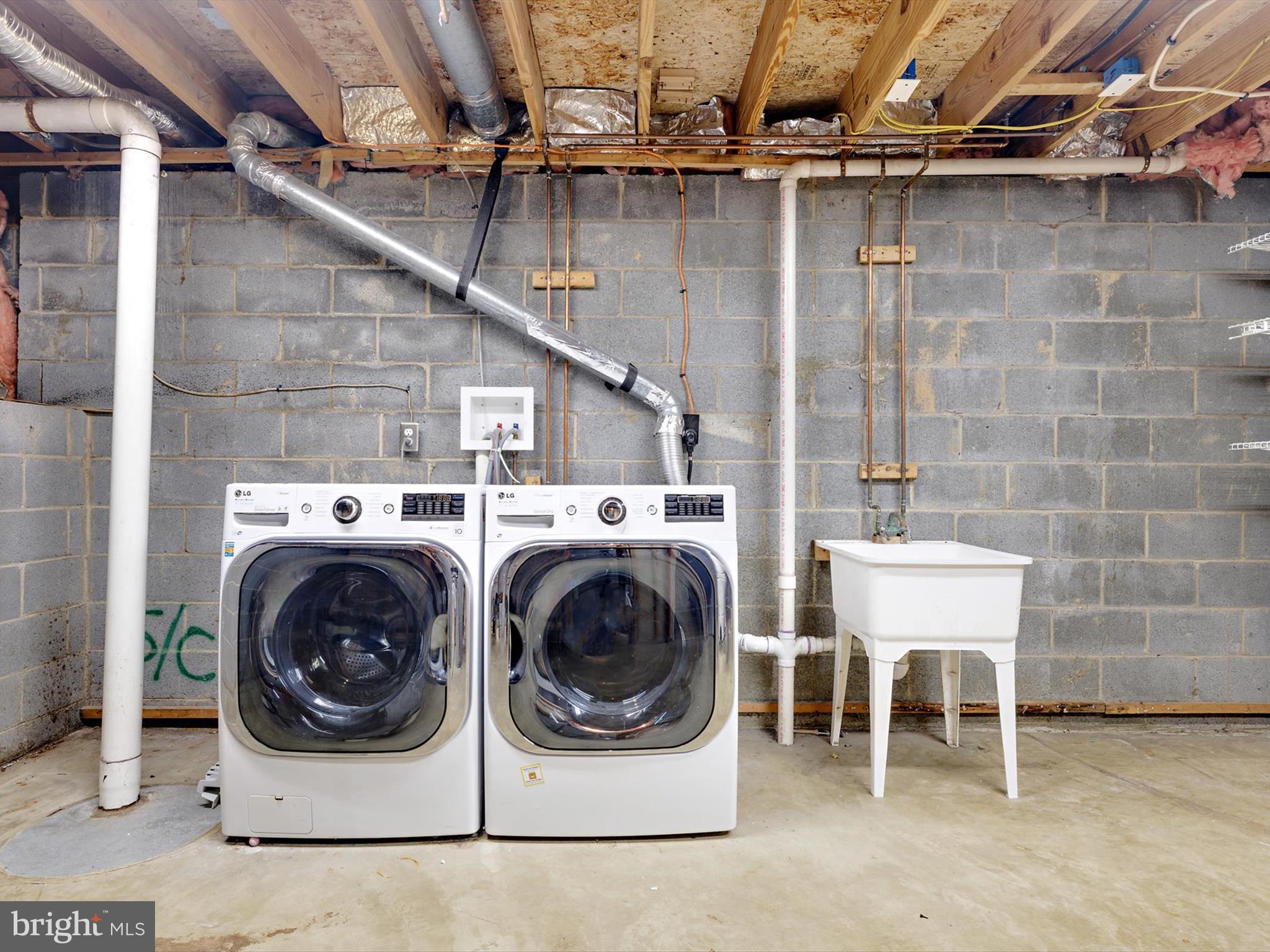 WATKINS MEADOWS - Residential