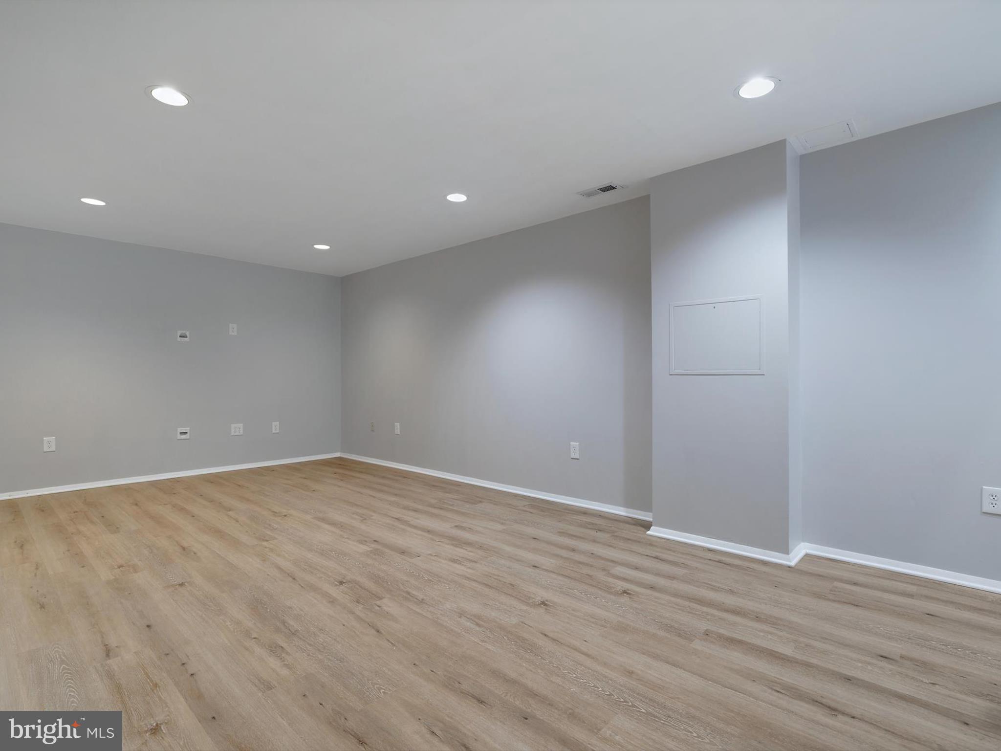 WATKINS MEADOWS - Residential