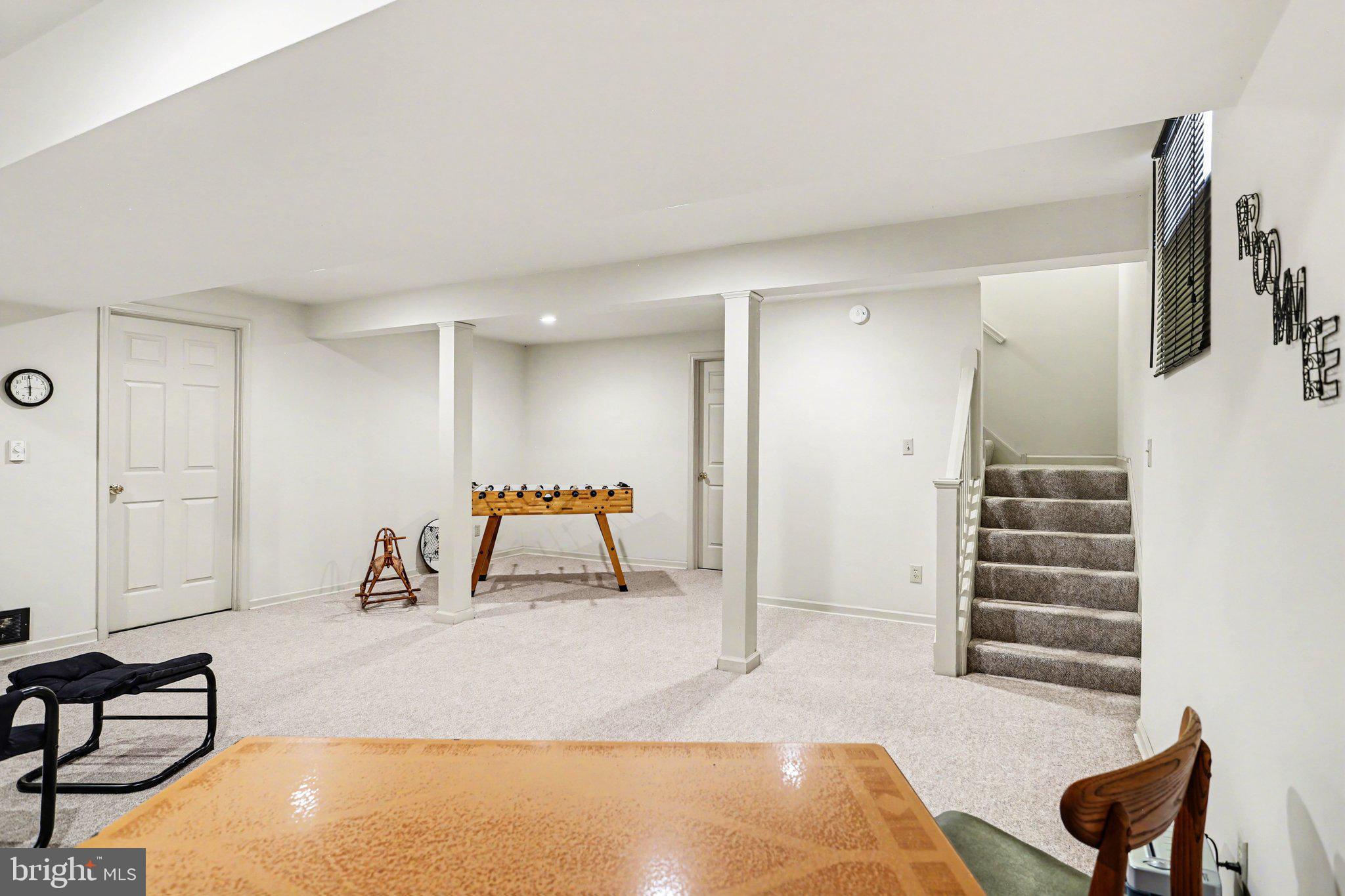 LOGAN DOWNS - Residential