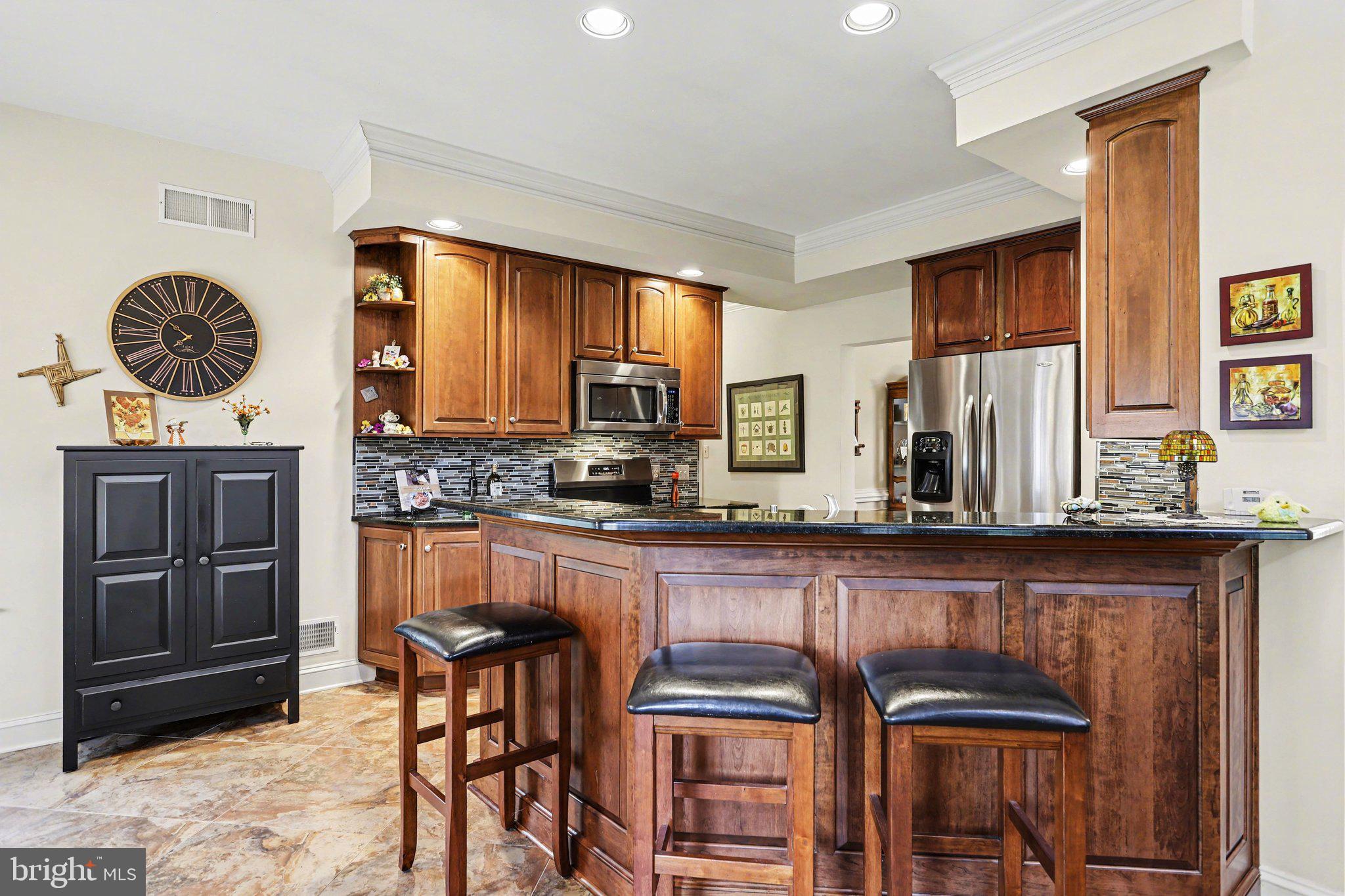 LOGAN DOWNS - Residential