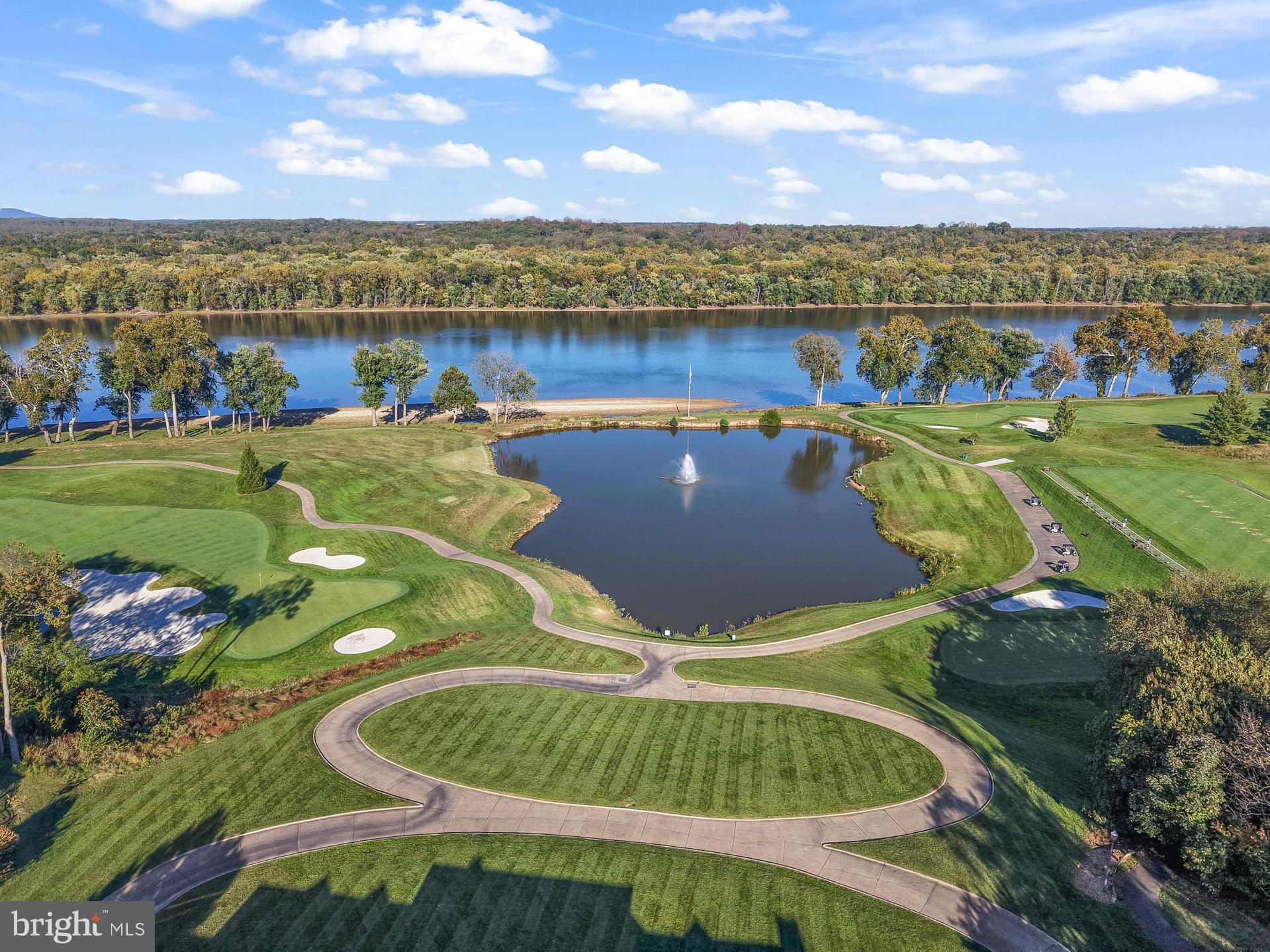 RIVER CREEK - Residential