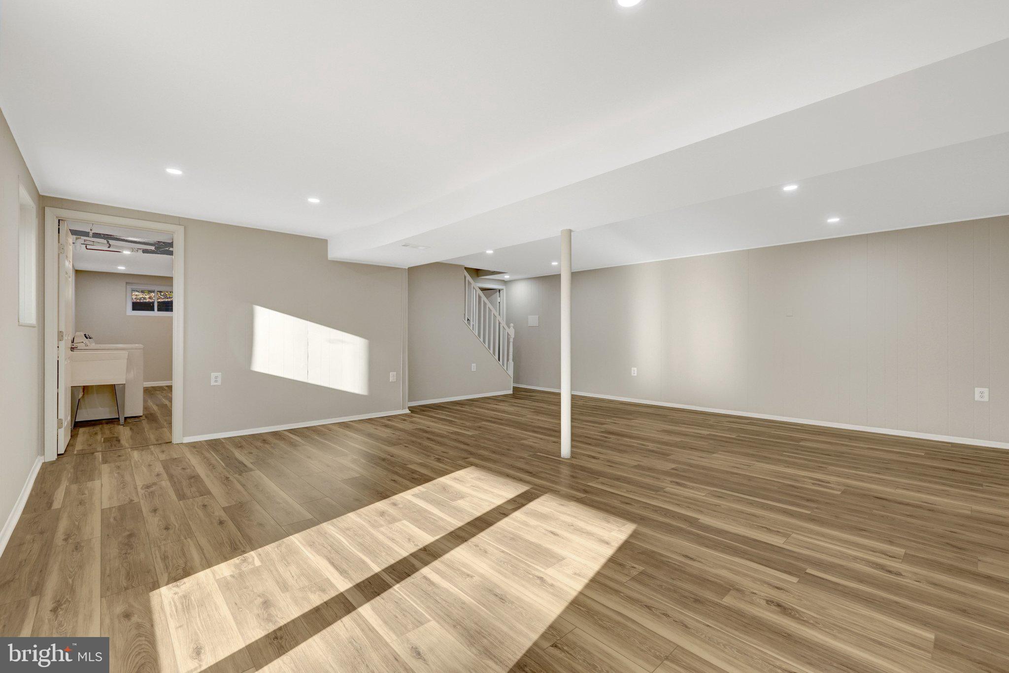 KINGS PARK WEST - Residential