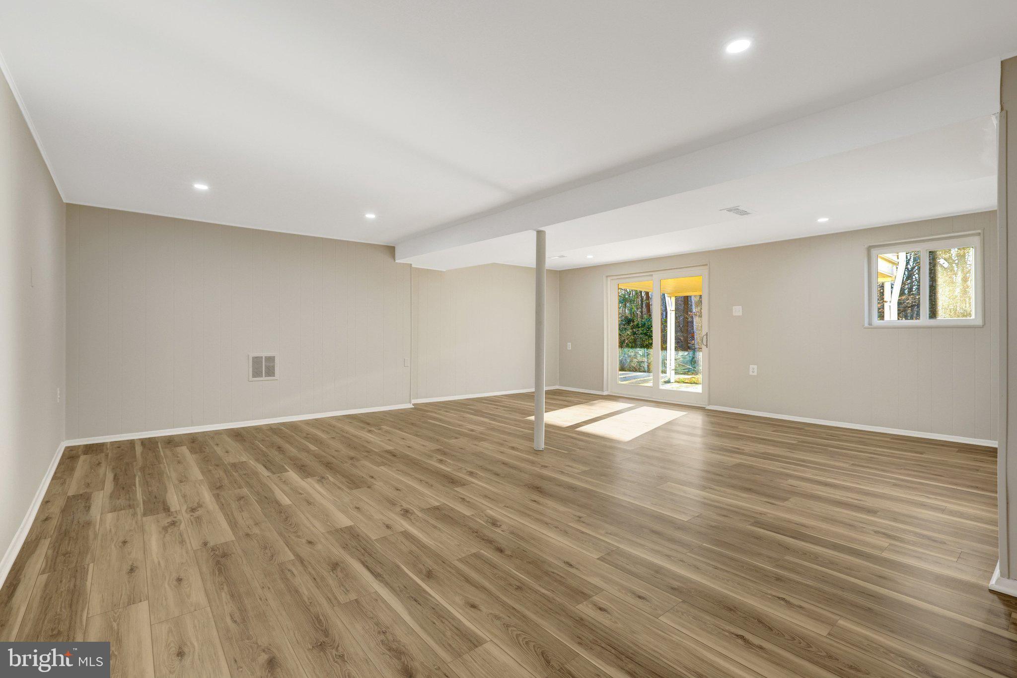 KINGS PARK WEST - Residential