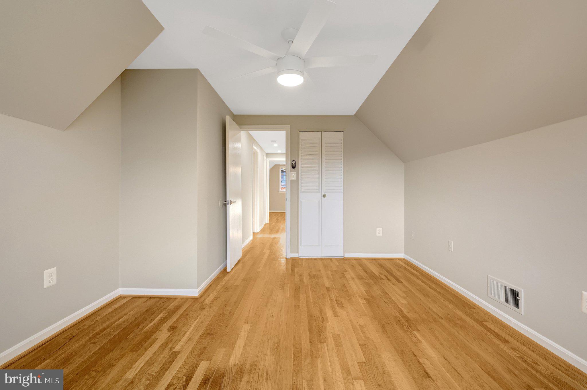 KINGS PARK WEST - Residential