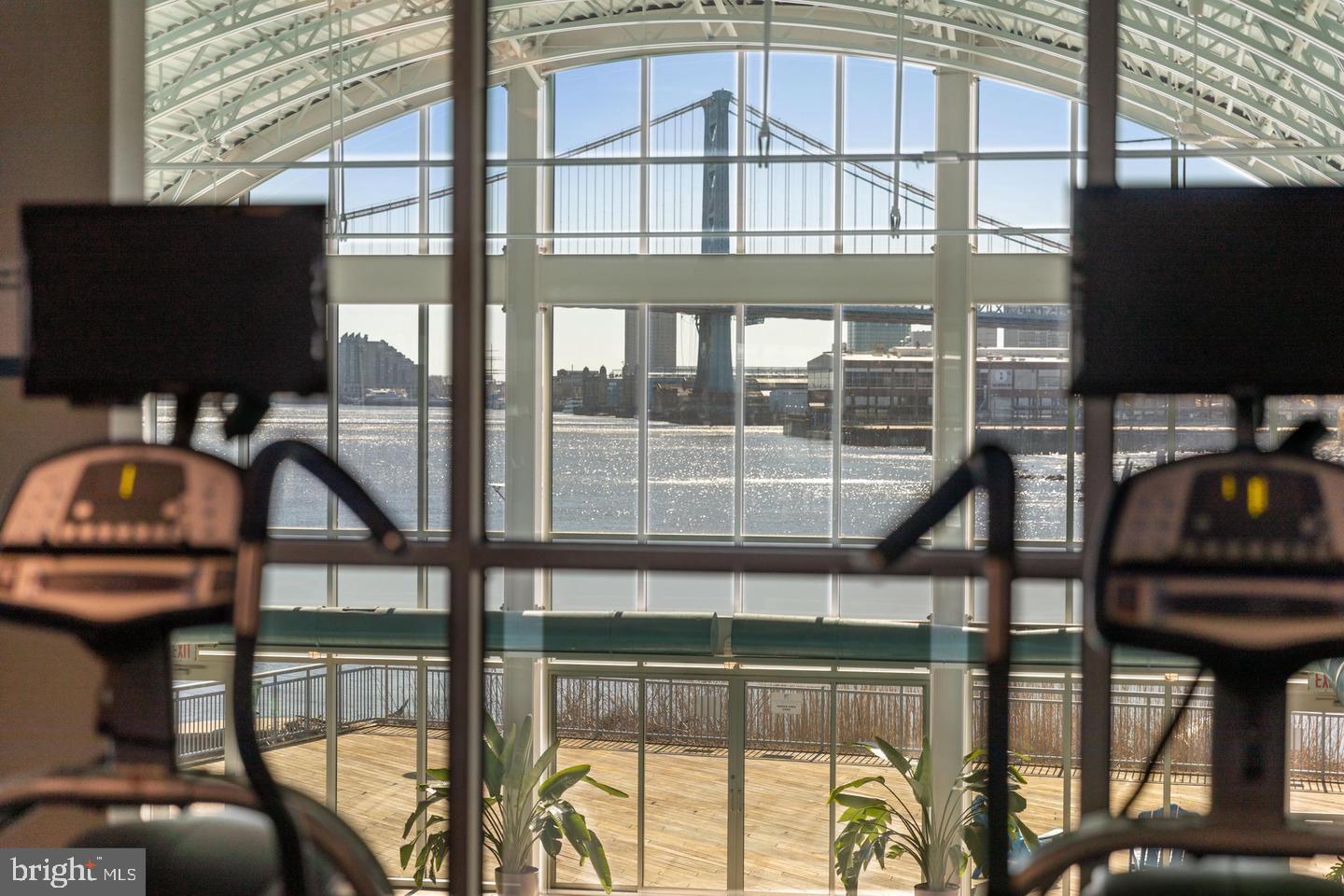 WATERFRONT SQUARE - Residential Lease