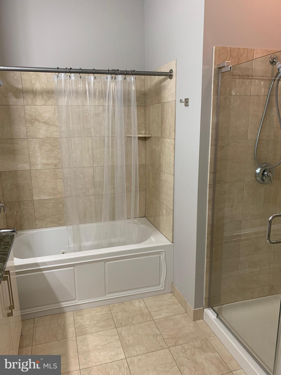 WATERFRONT SQUARE - Residential Lease