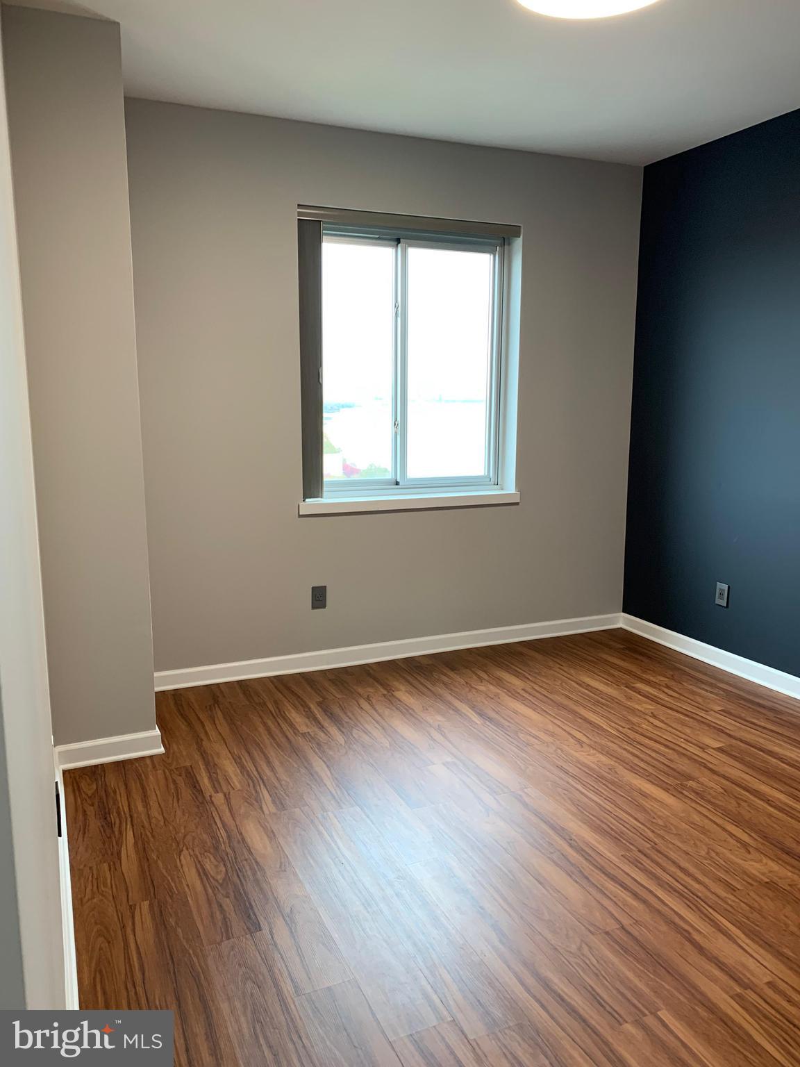 WATERFRONT SQUARE - Residential Lease