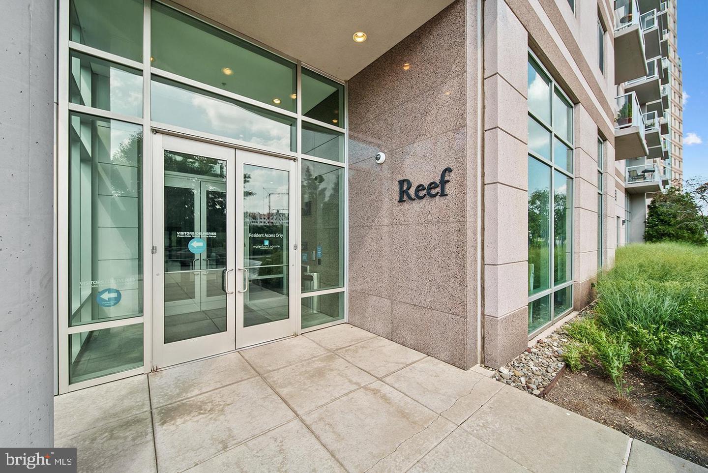 WATERFRONT SQUARE - Residential Lease