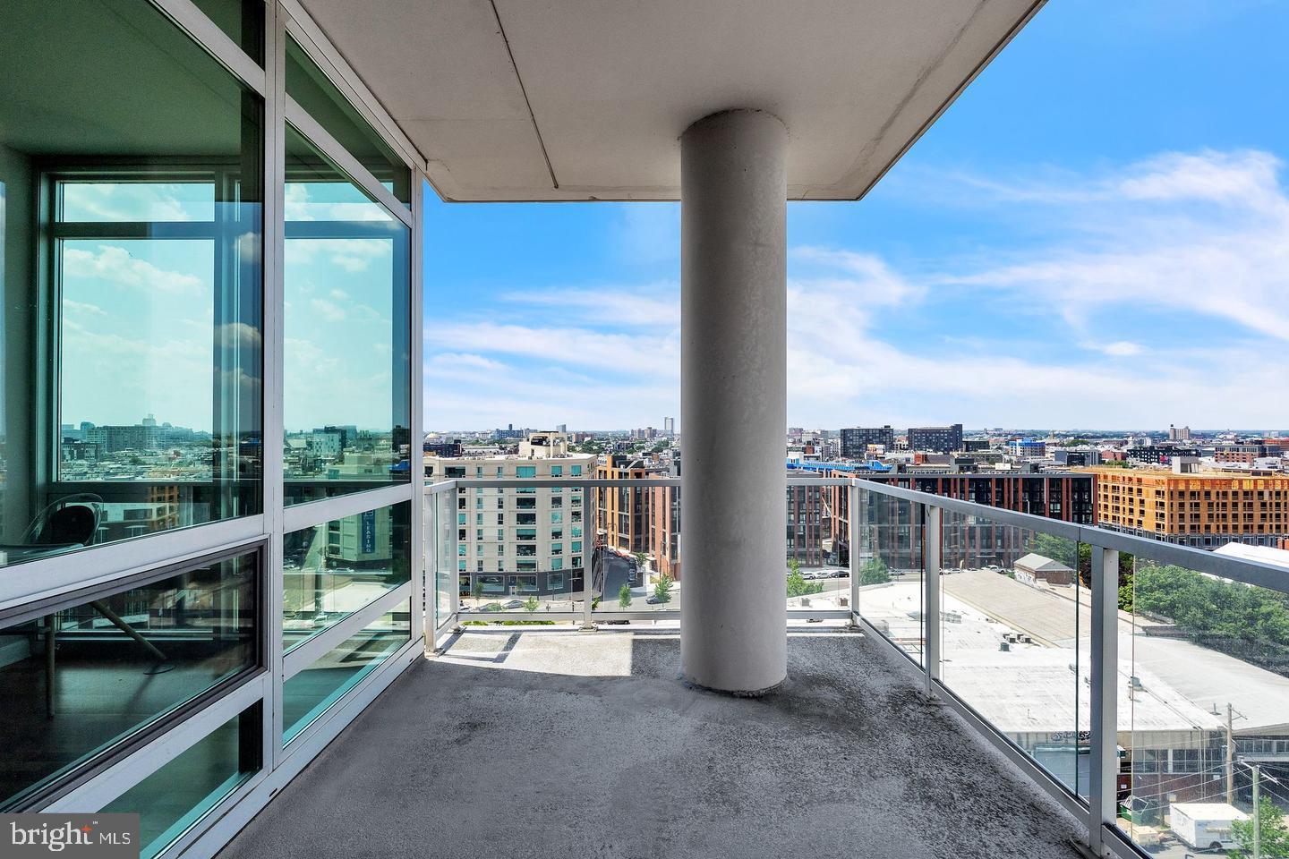 WATERFRONT SQUARE - Residential Lease