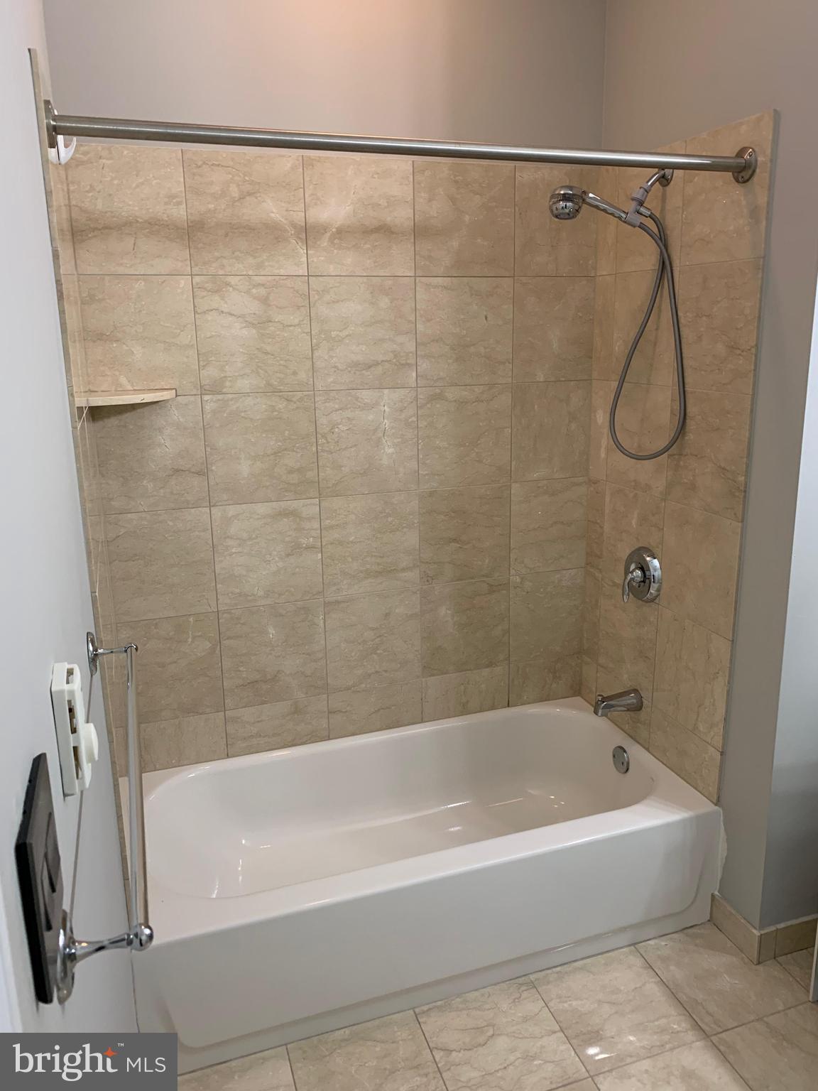 WATERFRONT SQUARE - Residential Lease