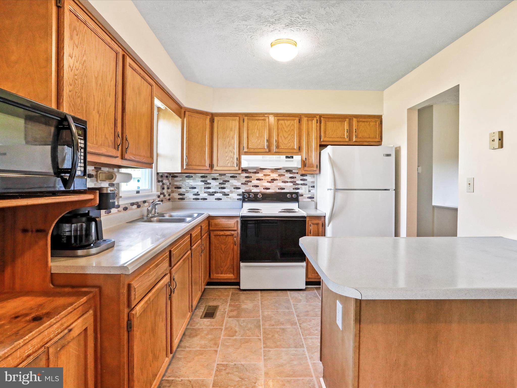 THE MEADOWS AT STRASBURG - Residential