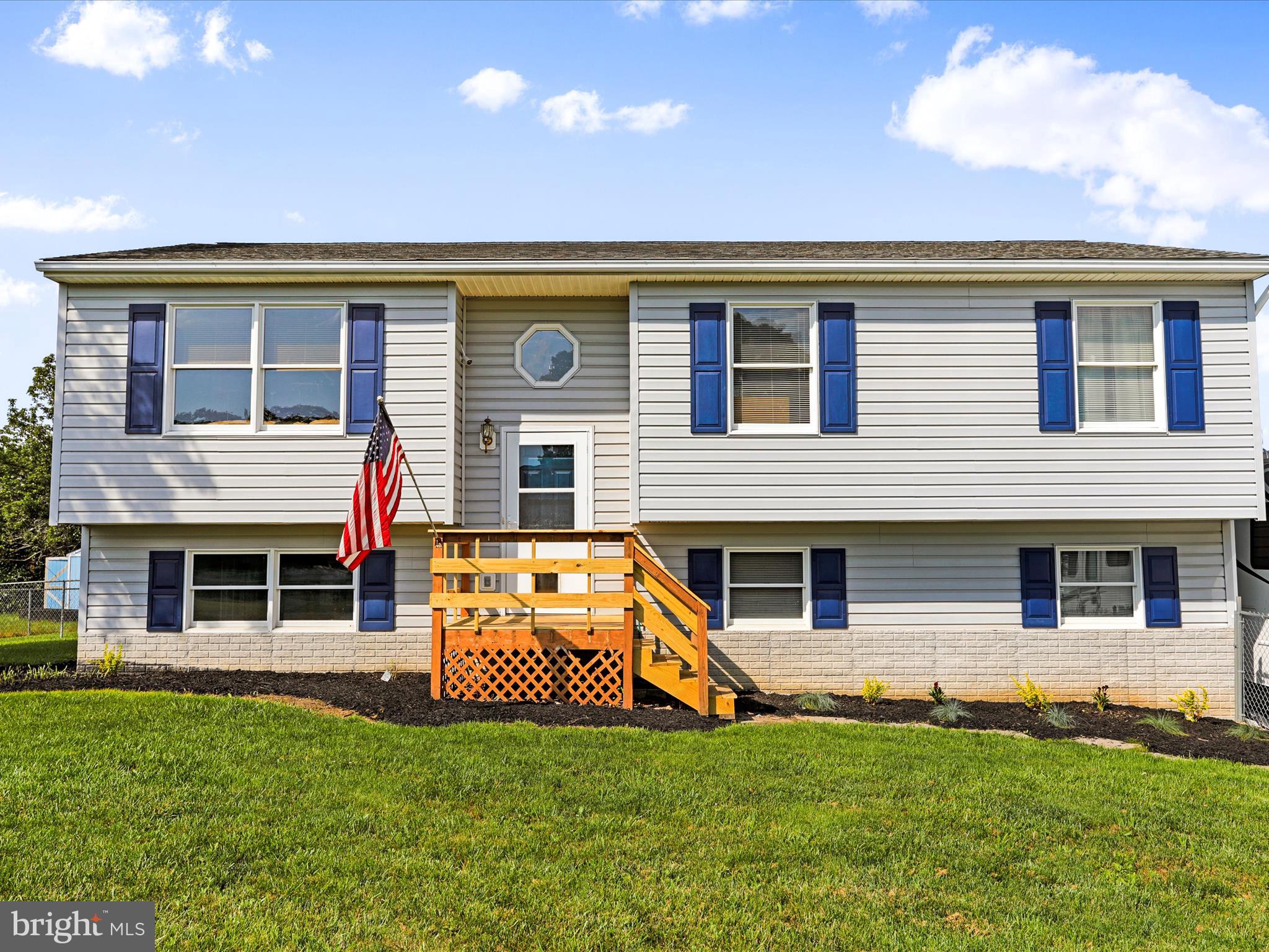 THE MEADOWS AT STRASBURG - Residential