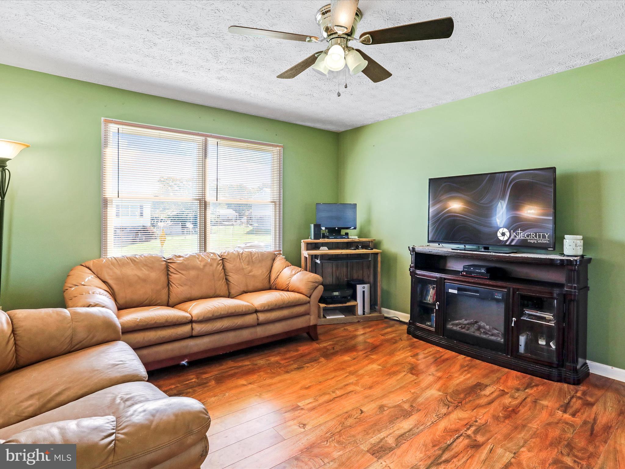 THE MEADOWS AT STRASBURG - Residential