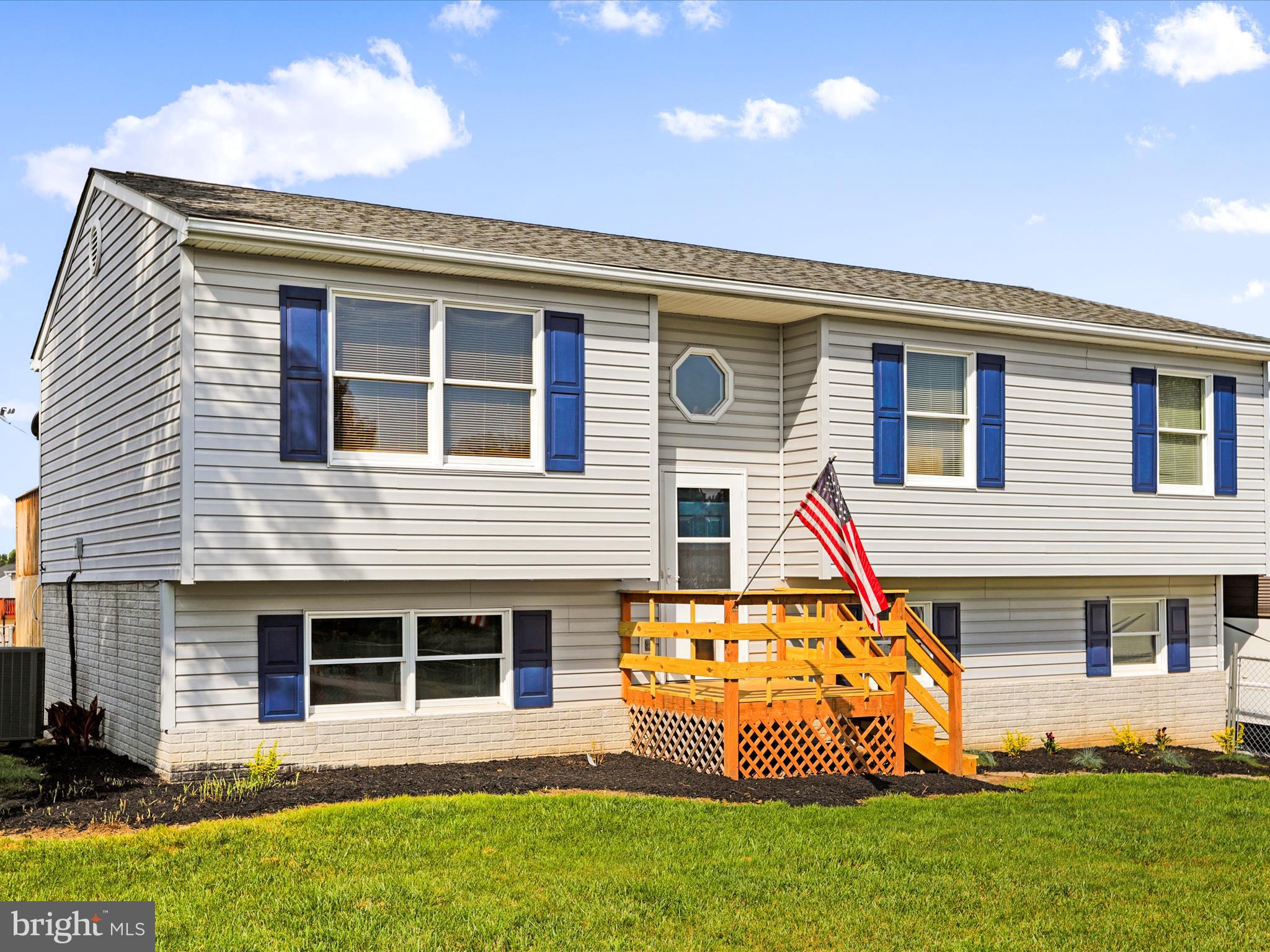 THE MEADOWS AT STRASBURG - Residential